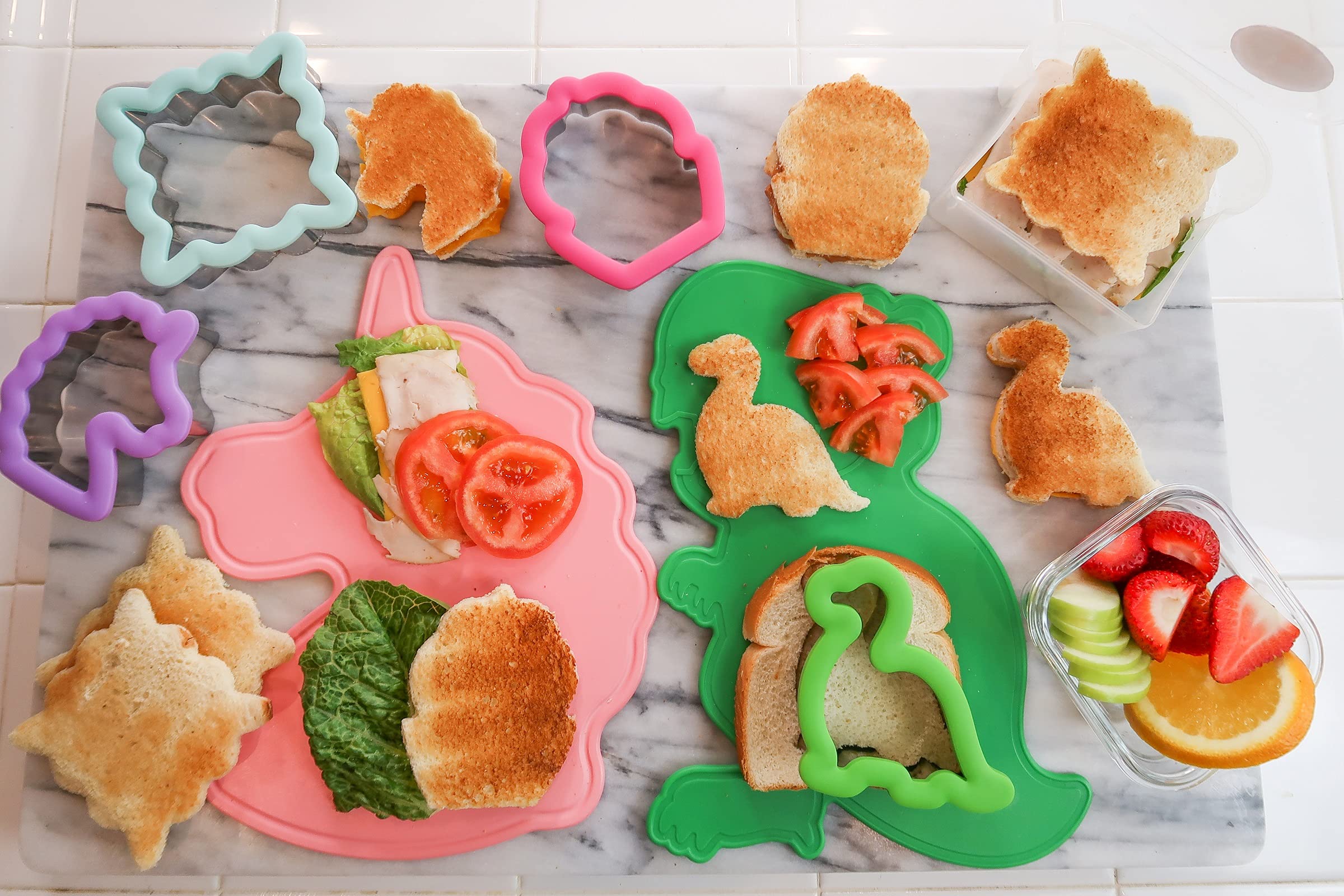 Handstand Kitchen Cupcake Shaped Sandwich Cutter And Reusable Sandwich Container Set