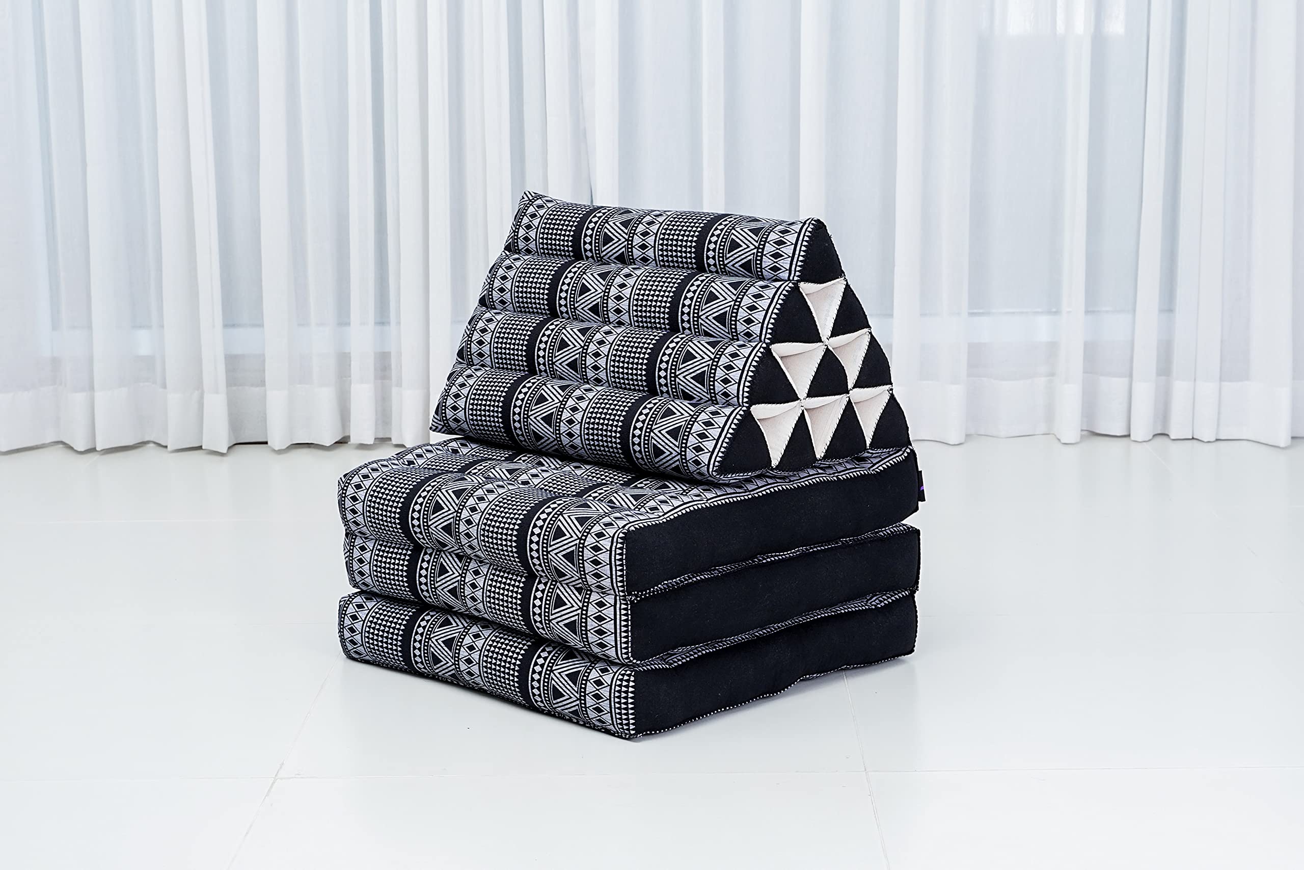 Leewadee - Comfortable Japanese Floor Mattress - Thai Floor Bed With Triangle Cushion - Futon Mattress - Thai Massage Mat, 67 X