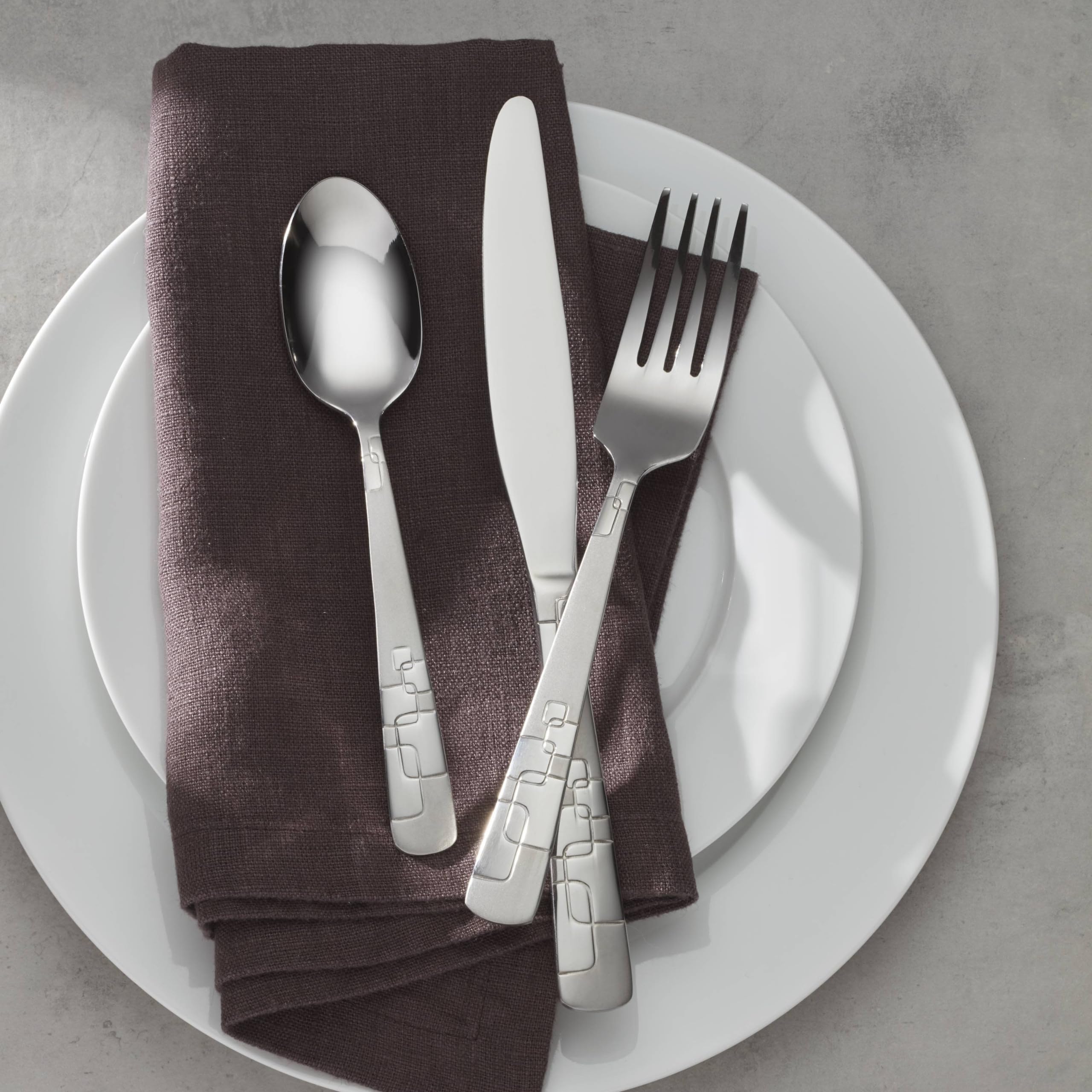 Oneida Quadratic 20 Piece Everyday Flatware, Service For 4, 18/0 Stainless Steel, Silverware Set, 3.6 X 6.3 X 10.3 Inches