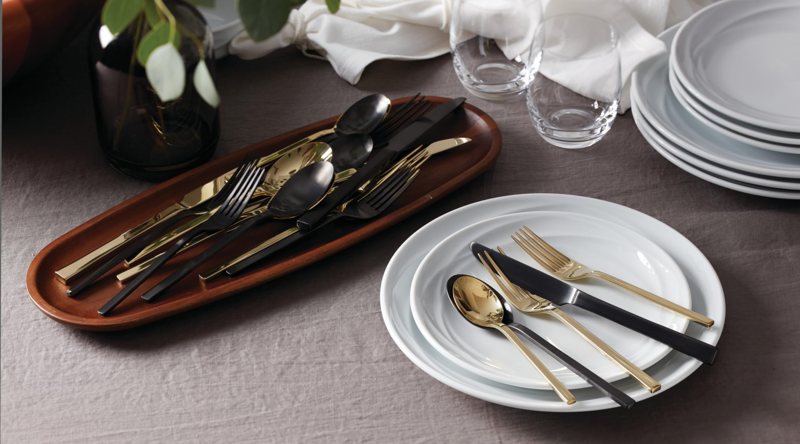 Oneida Allay Midnight 20 Piece Everyday, Service For 4 Flatware Set, 20Pc Fw, Stainless