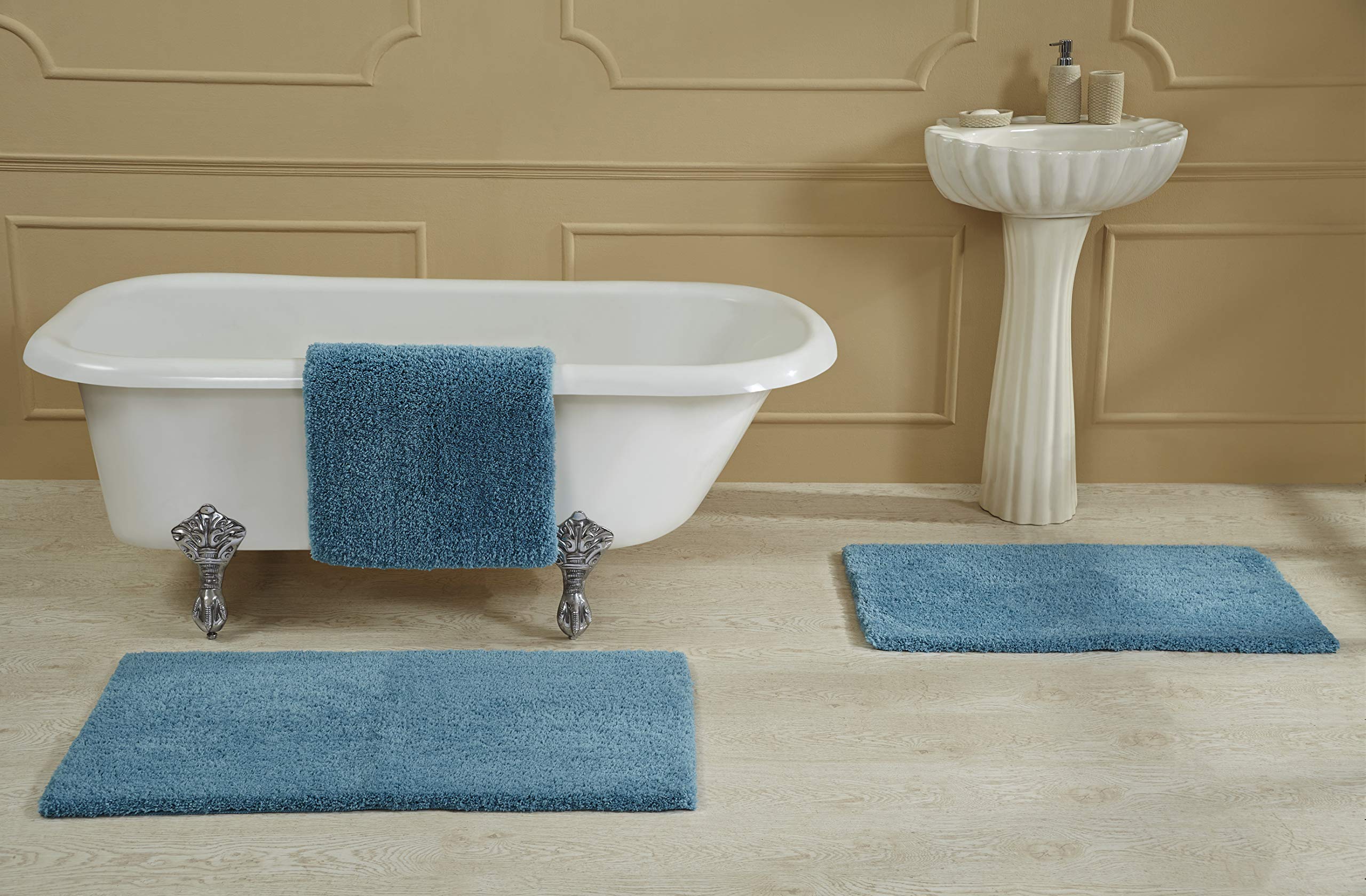 Better Trends Micro Plush Collection Tufted 100% Polyester 17 x 24 Bath Rug, Blue