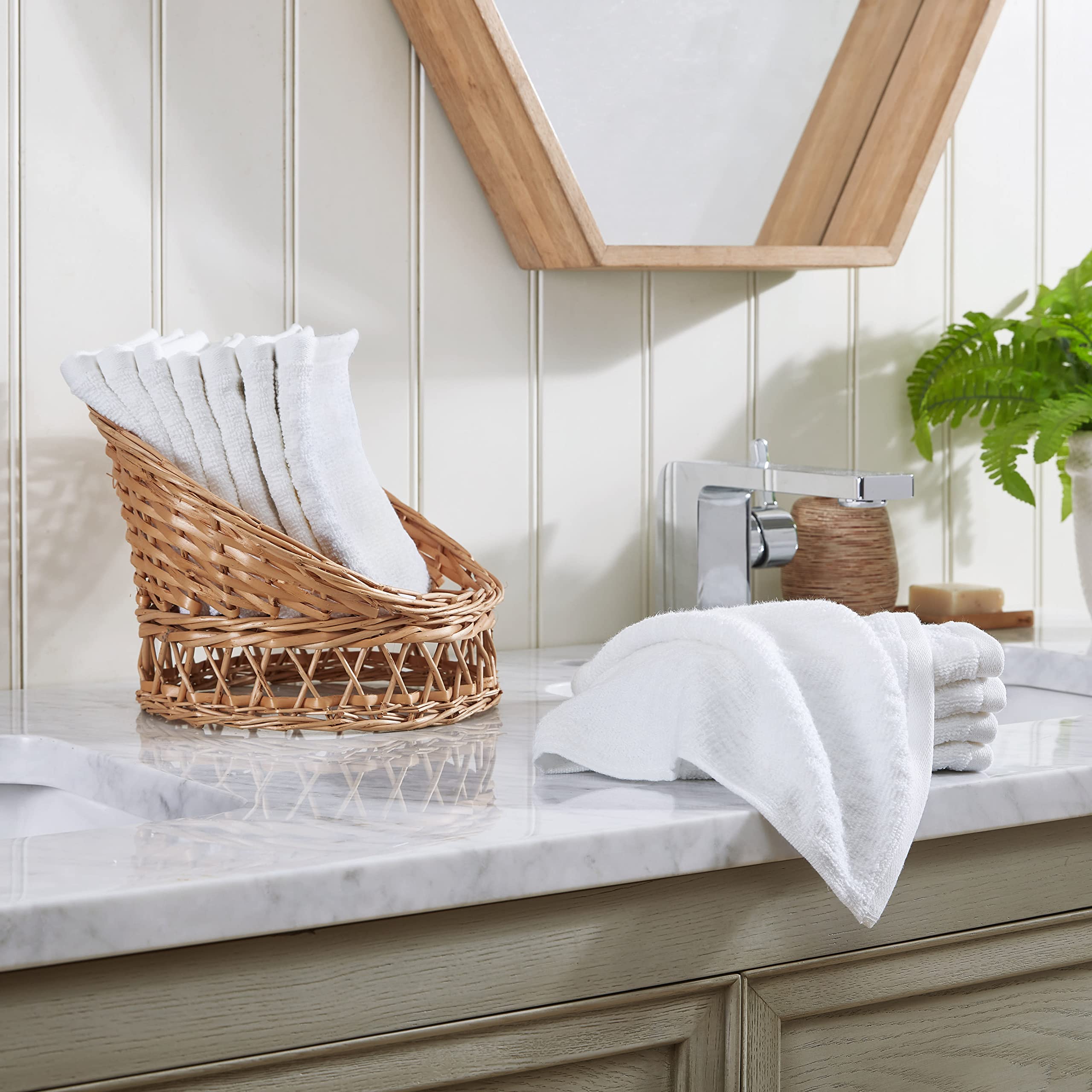 Tommy Bahama- Washcloth Set, Highly Absorbent Cotton Bathroom Decor, Low Linting & Fade Resistant, Oeko-Tex Certified (Northern