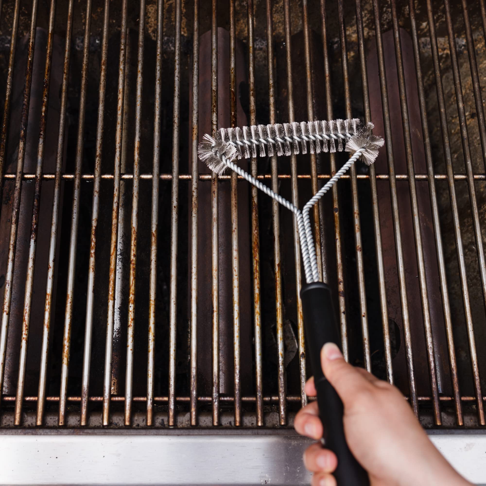 Chef Craft Select Bbq Grill Brush, 18 Inches In Length, Stainless Steel/Black