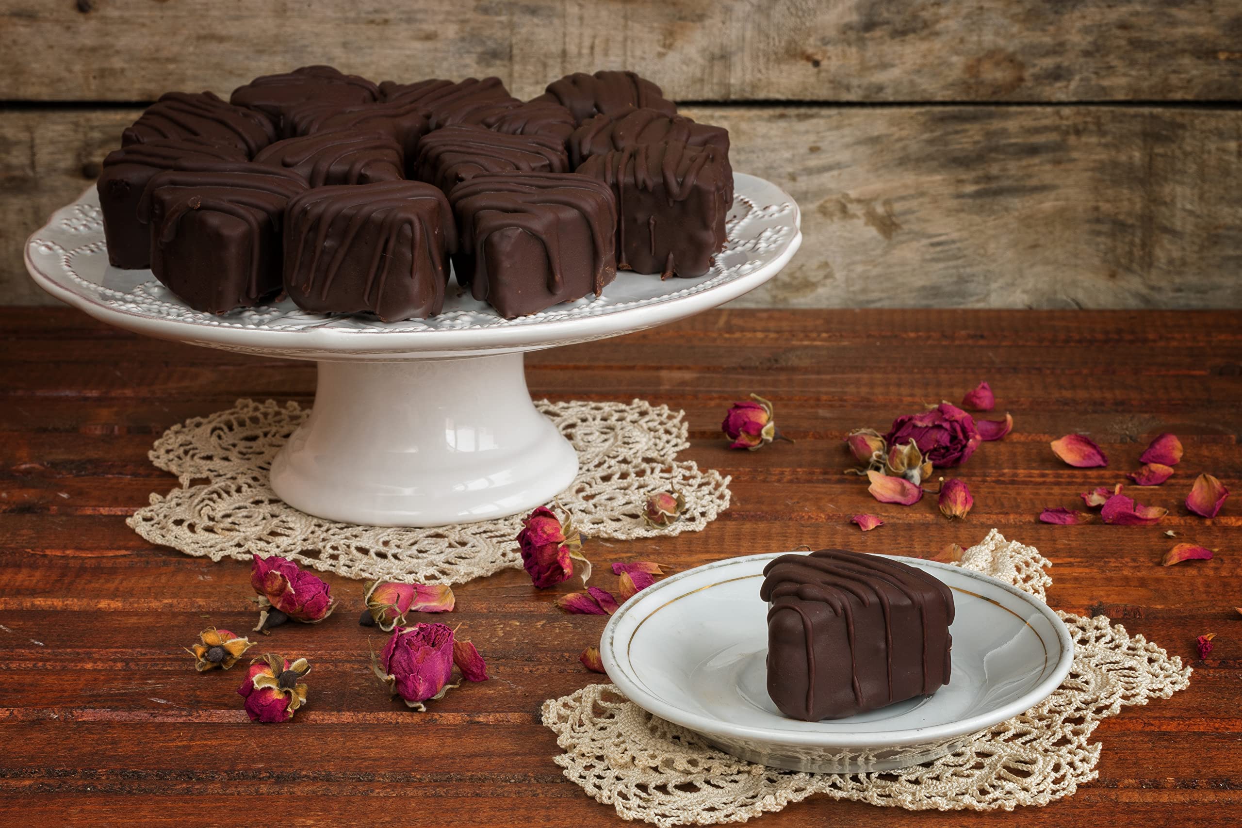 Bakerpan Silicone Mini Cake Pan, Muffin Baking Tray, Pastry Mold, 2 1/4 Inch Hearts, 8 Cavities (Purple) Set Of 2