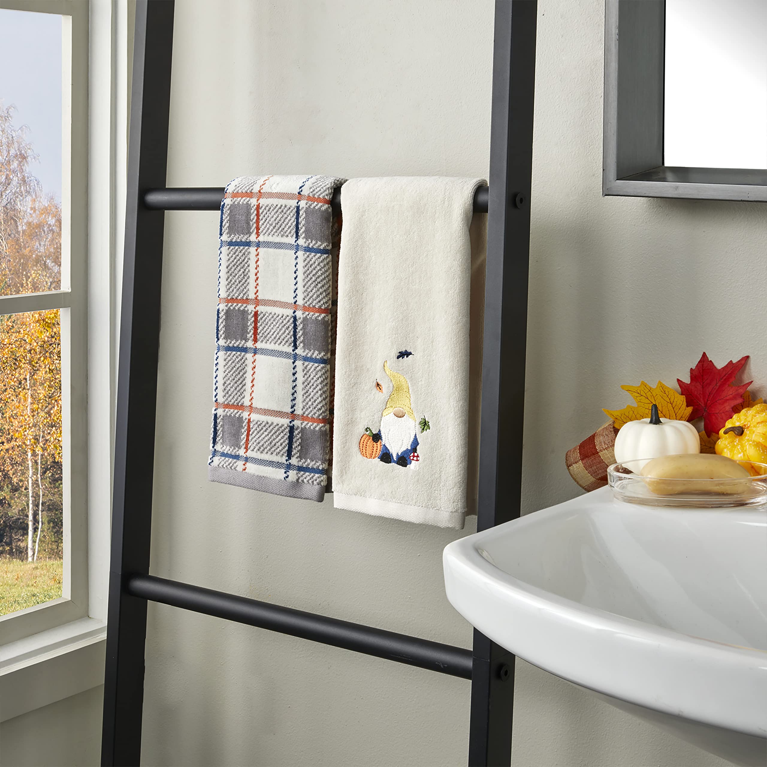 Skl Home Harvest Gnome 2 Pc Hand Towel Set, 16X25