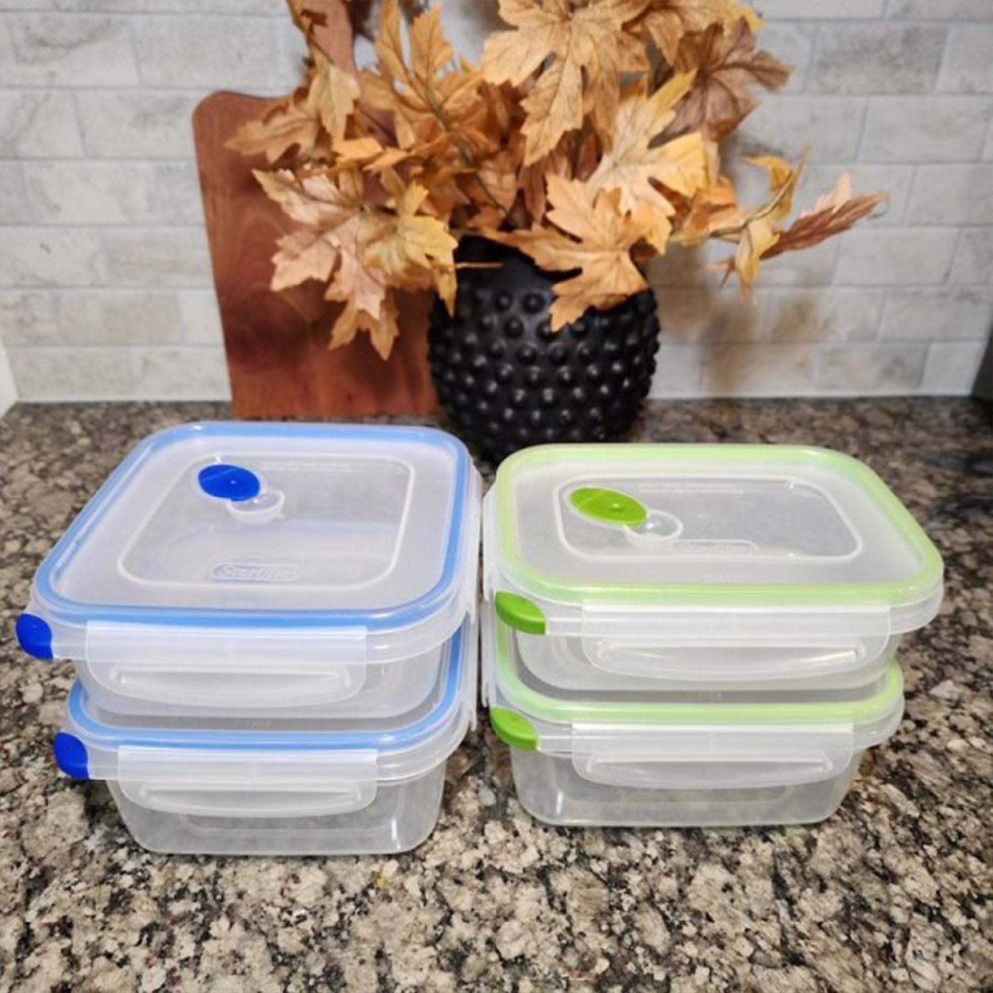 Sterilite Ultra-Seal 4.5 Cup Rectangle, Airtight Food Storage Container, Latching Lid, Microwave And Dishwasher Safe, Clear With