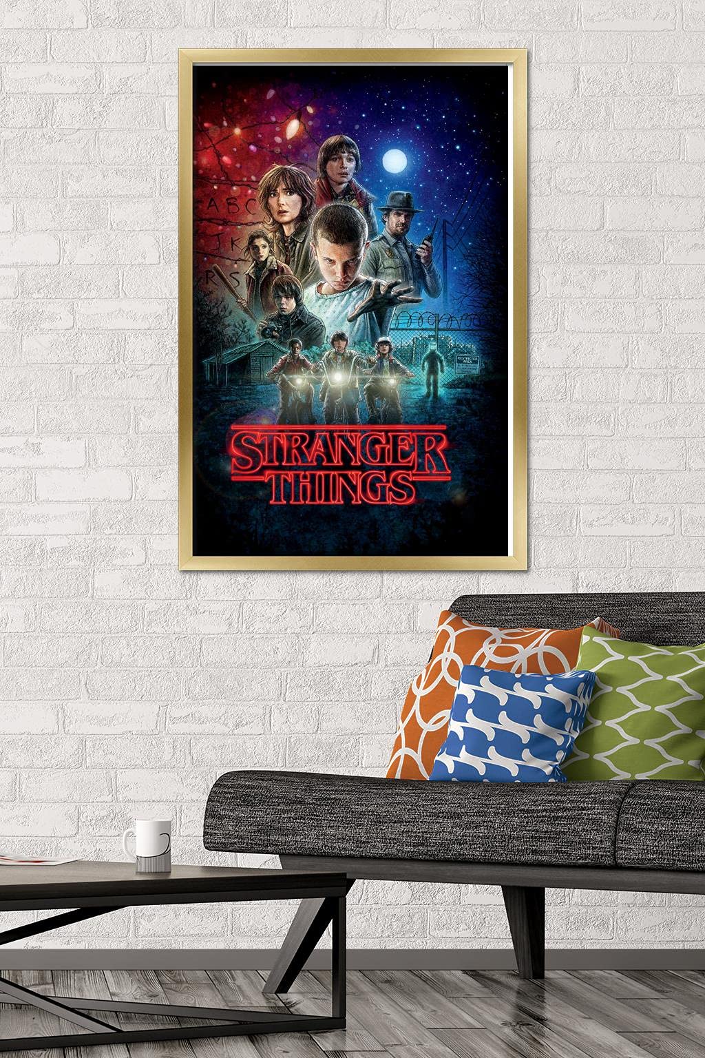 Trends International Netflix Stranger Things - One Sheet Wall Poster, 22.37'' X 34.00'', Gold Framed Version