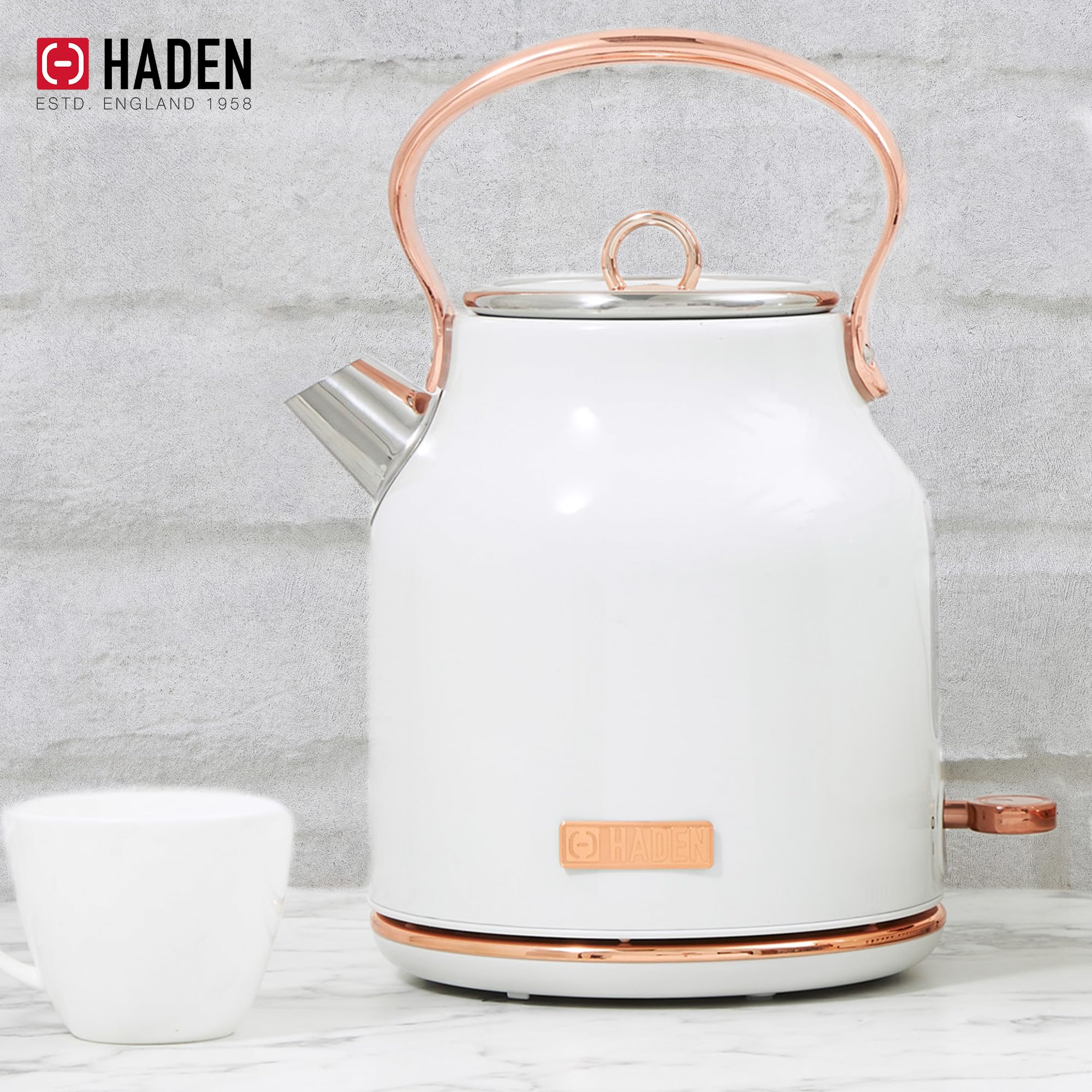 Haden 75089 Heritage 17 Liter Stainless Steel Body Countertop Retro Electric Kettle With Auto Shutoff & Dry Boil Protection (Ivo