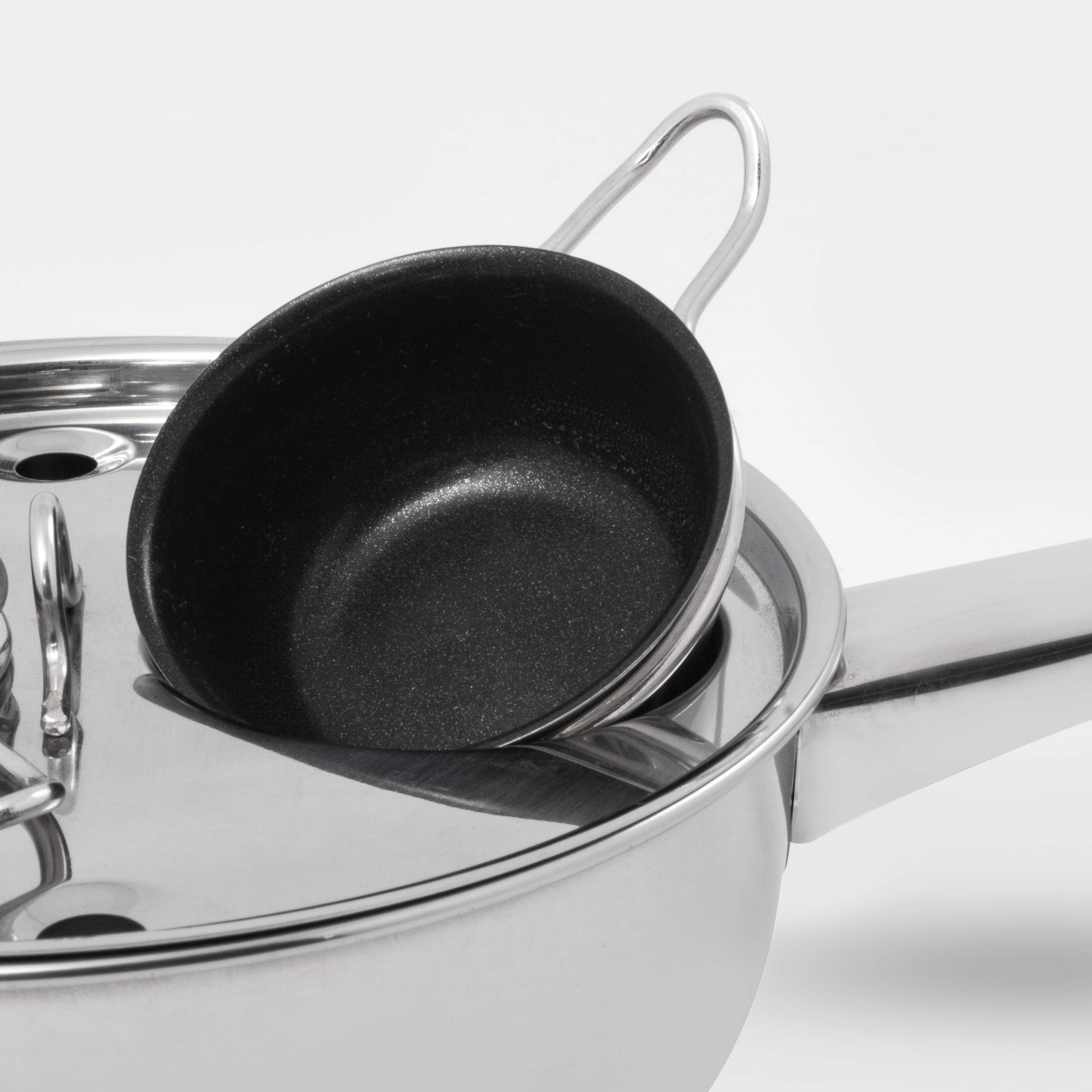 Excelsteel 18/10 Stainless Steel 2 Cup Egg Poacher  Non Stick Easy Use Kitchenware Rust Resistant Stove Top Breakfast Brunch Cooking Pan