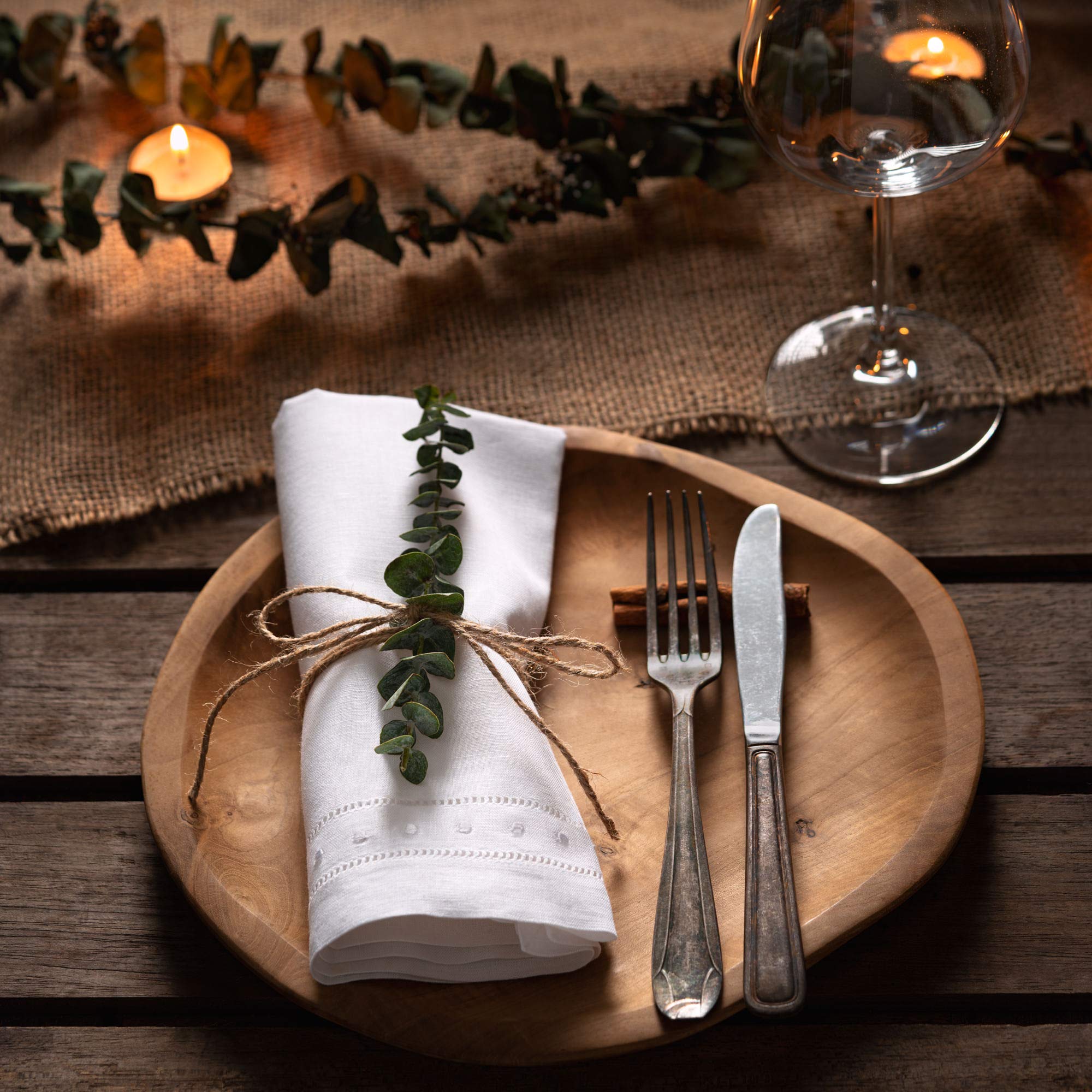 Linen Napkins Set Of 4-100% Flax Linen White Dinner Napkins With Embroidered Dot 18 X 18 Inch - Hemstitch Cloth Napkins Washable