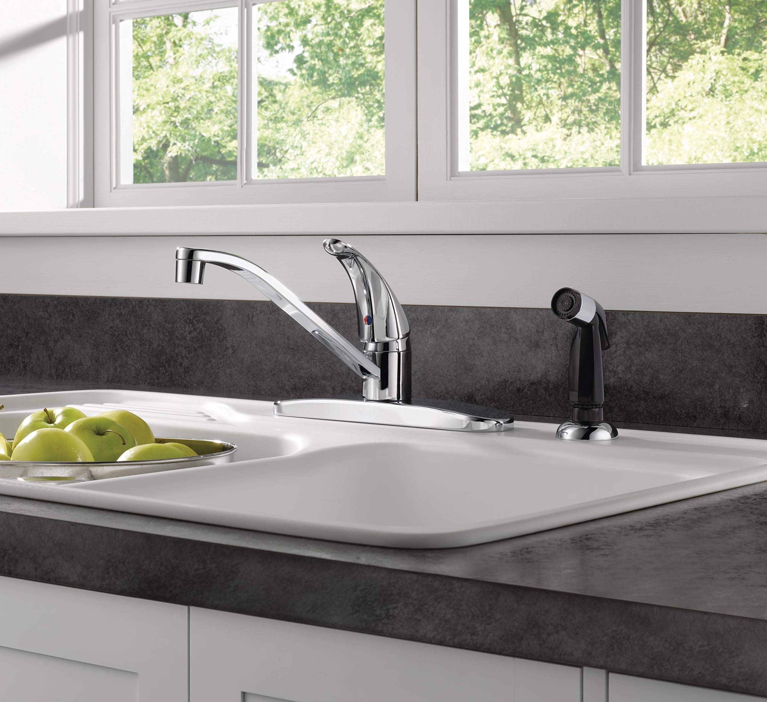 Peerless Single-Handle Kitchen Sink Faucet With Side Sprayer, Chrome P115Lf
