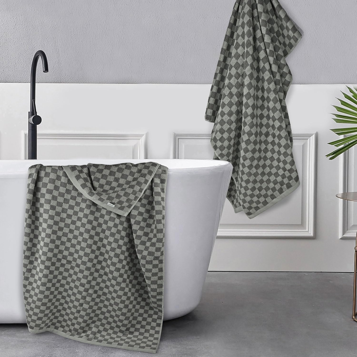 Pack Of 2 Cotton Bath Towels (Grey Checkered), Ultral Soft Shower Towels Bathroom Essentials Large Size 54    X 28   , Luxury Me