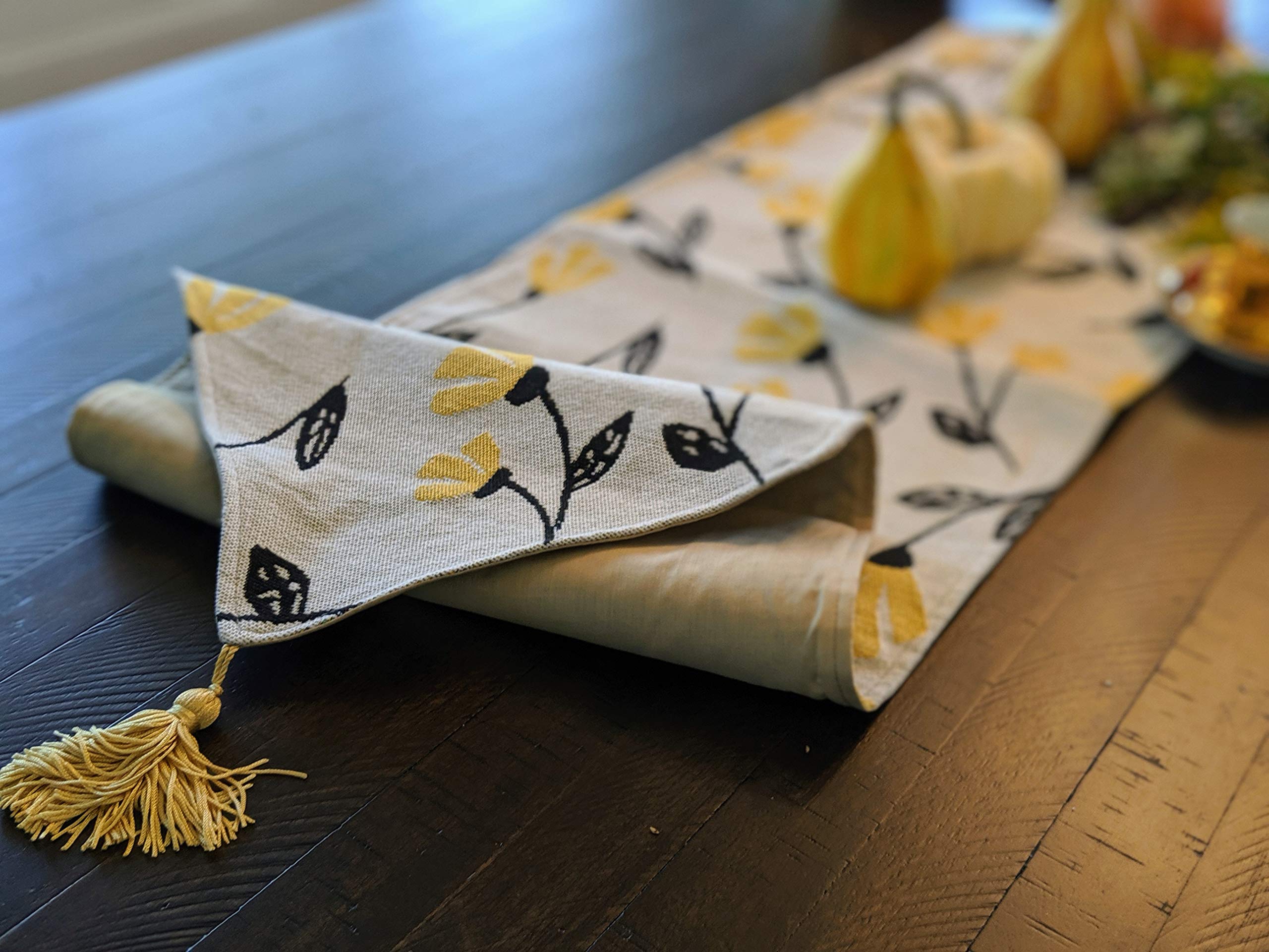 Dada Bedding Elegant Botanical Floral Tapestry Table Runner - Spring Time Yellow Fleur Golden Orange Garden Flowers Design - Cot