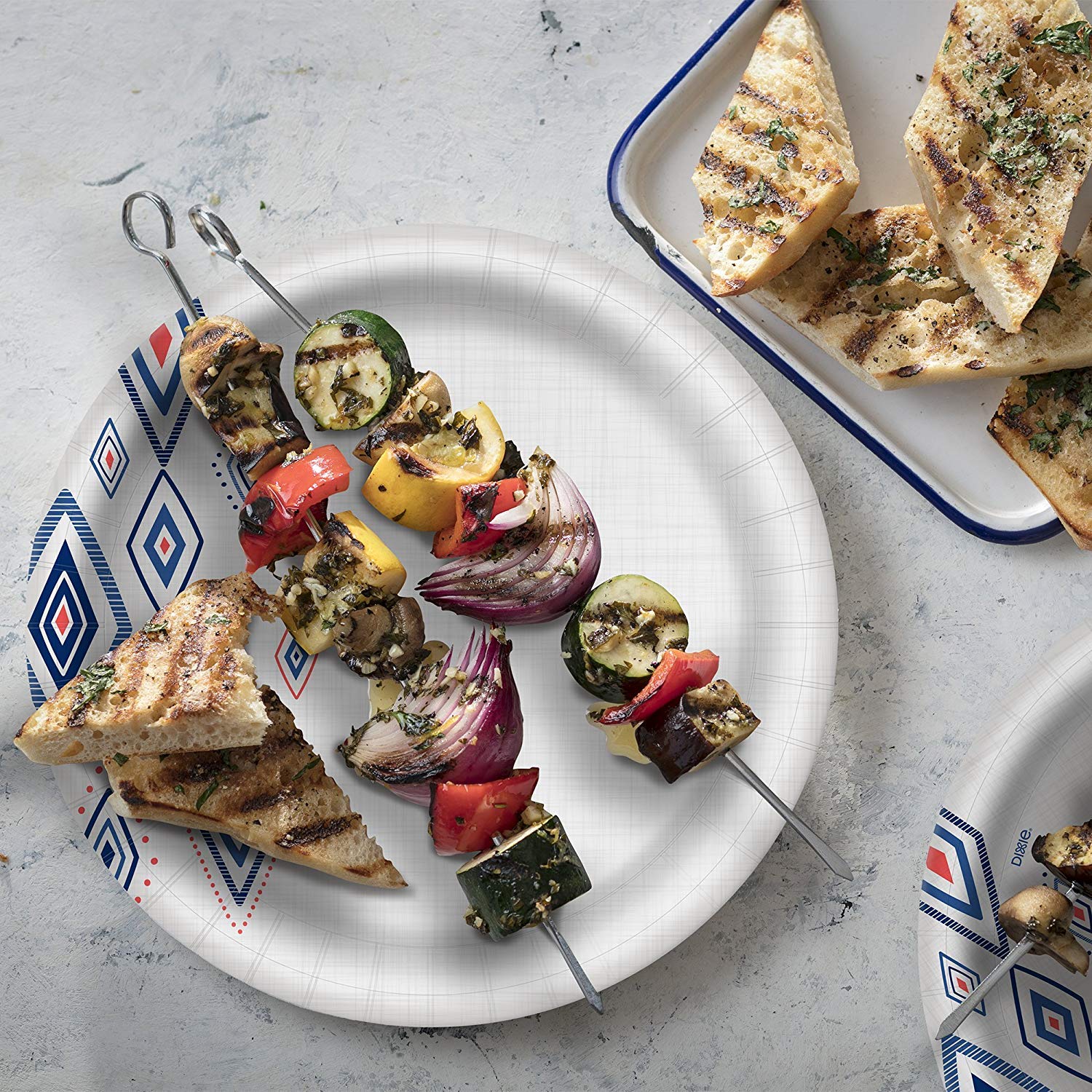 Dixie Everyday Paper Plates, 10 1/16 , 220 Count, 5 Packs Of 44 Plates, Dinner Size Printed Disposable Plates