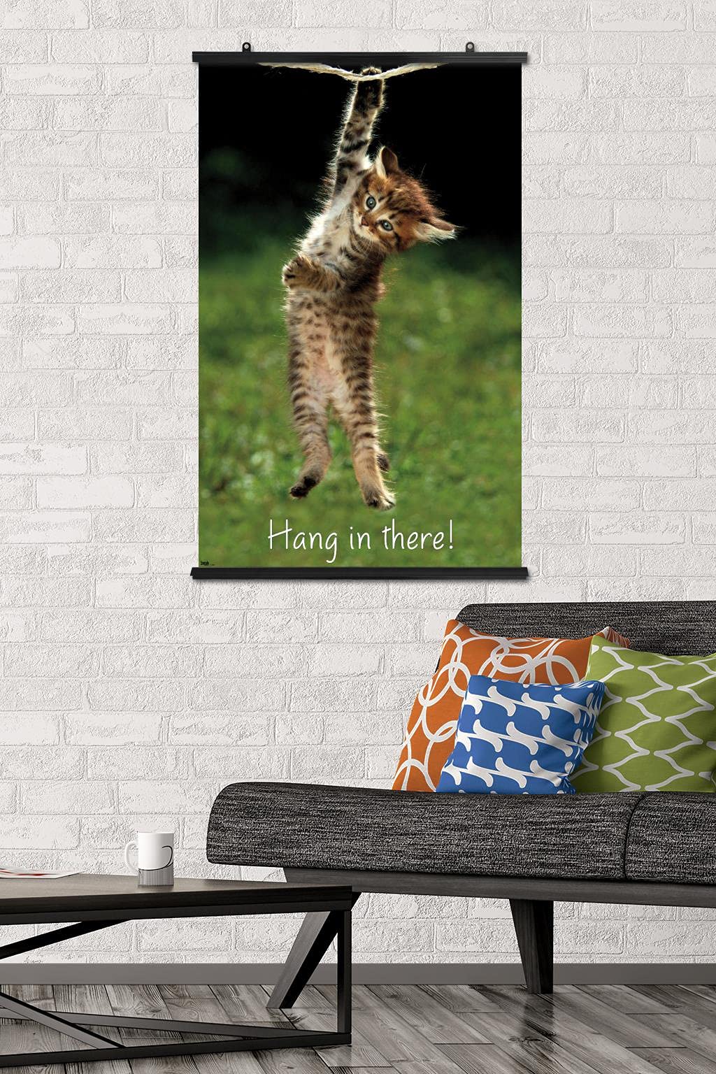 Trends International Famous Kitten Poster - 34L" x 22.4W", Premium Clip Bundle