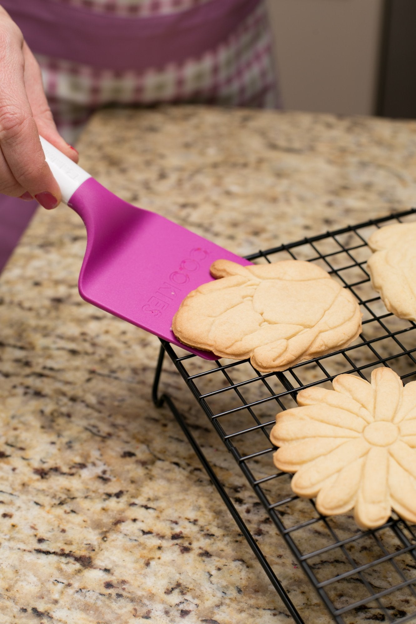 Bakelicious Nylon Cookie Spatula, 2.38x7.5x1.5 inches, Purple, Model 73812, Ideal for Baking and Cooking