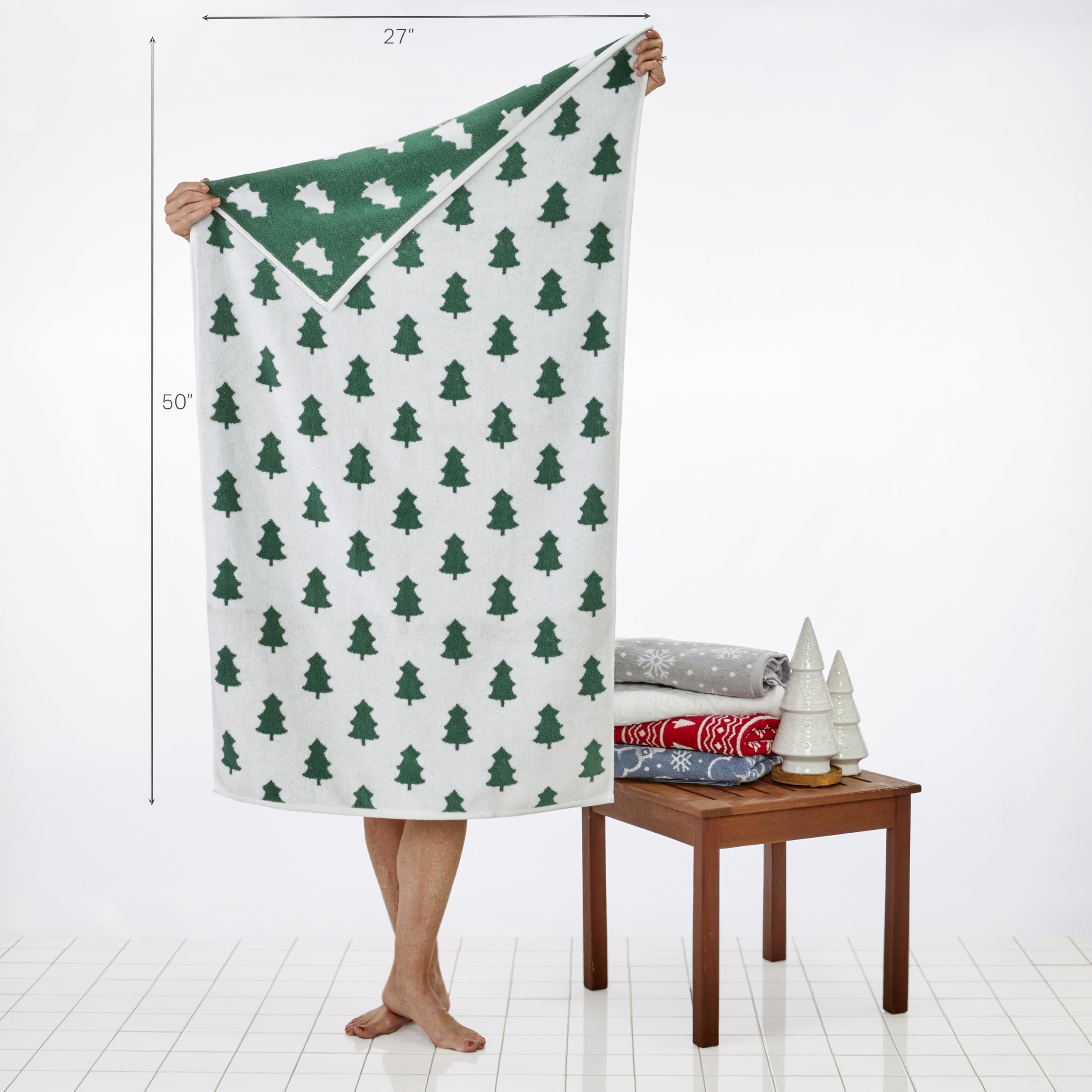 Skl Home Fall/Winter Holiday Trees Bath Towel, Green/White