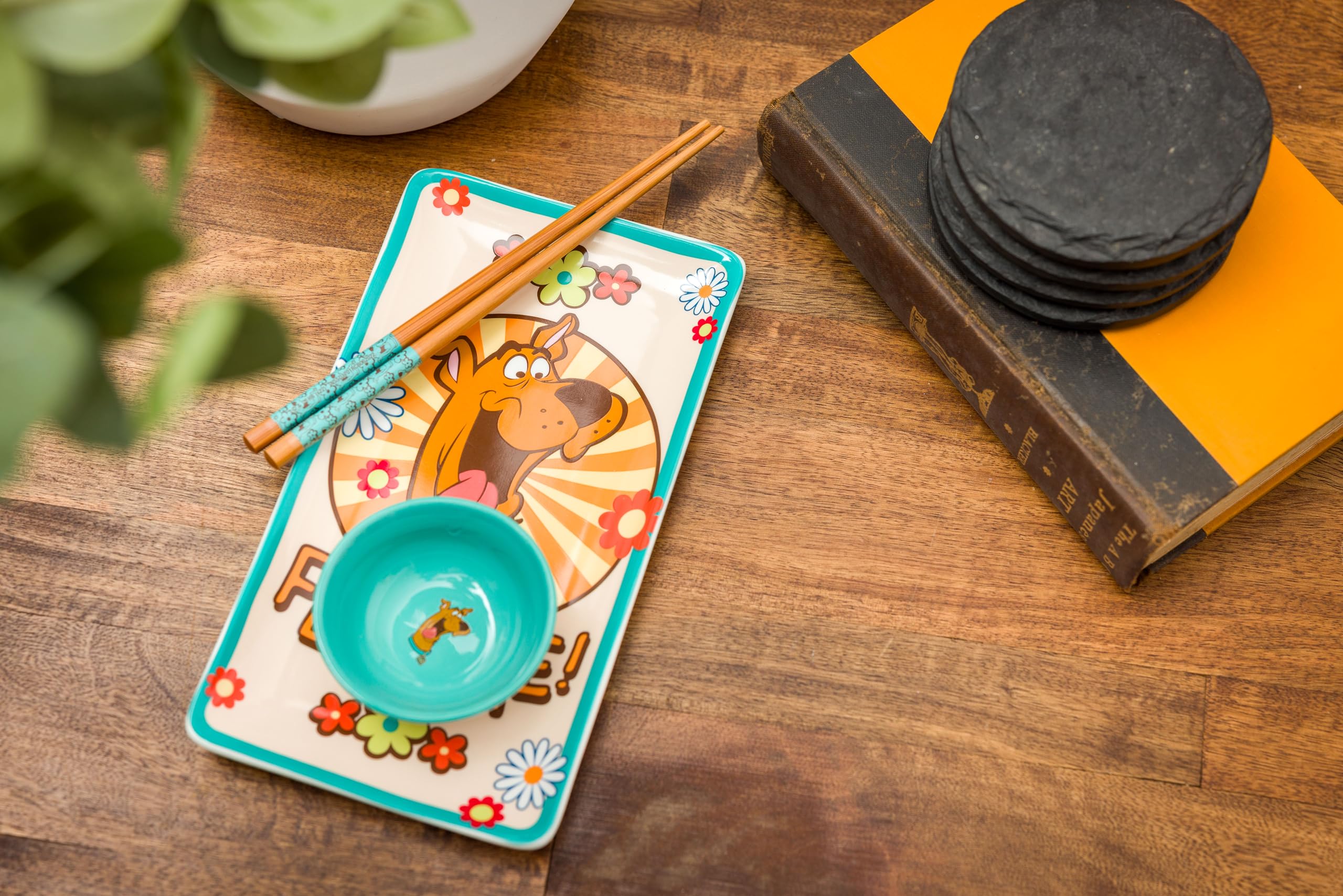 Silver Buffalo Scooby Doo Feed Me Retro Groovy Flowers Ceramic Sushi Set With Dipping Sauce Dish And Matching Chopsticks