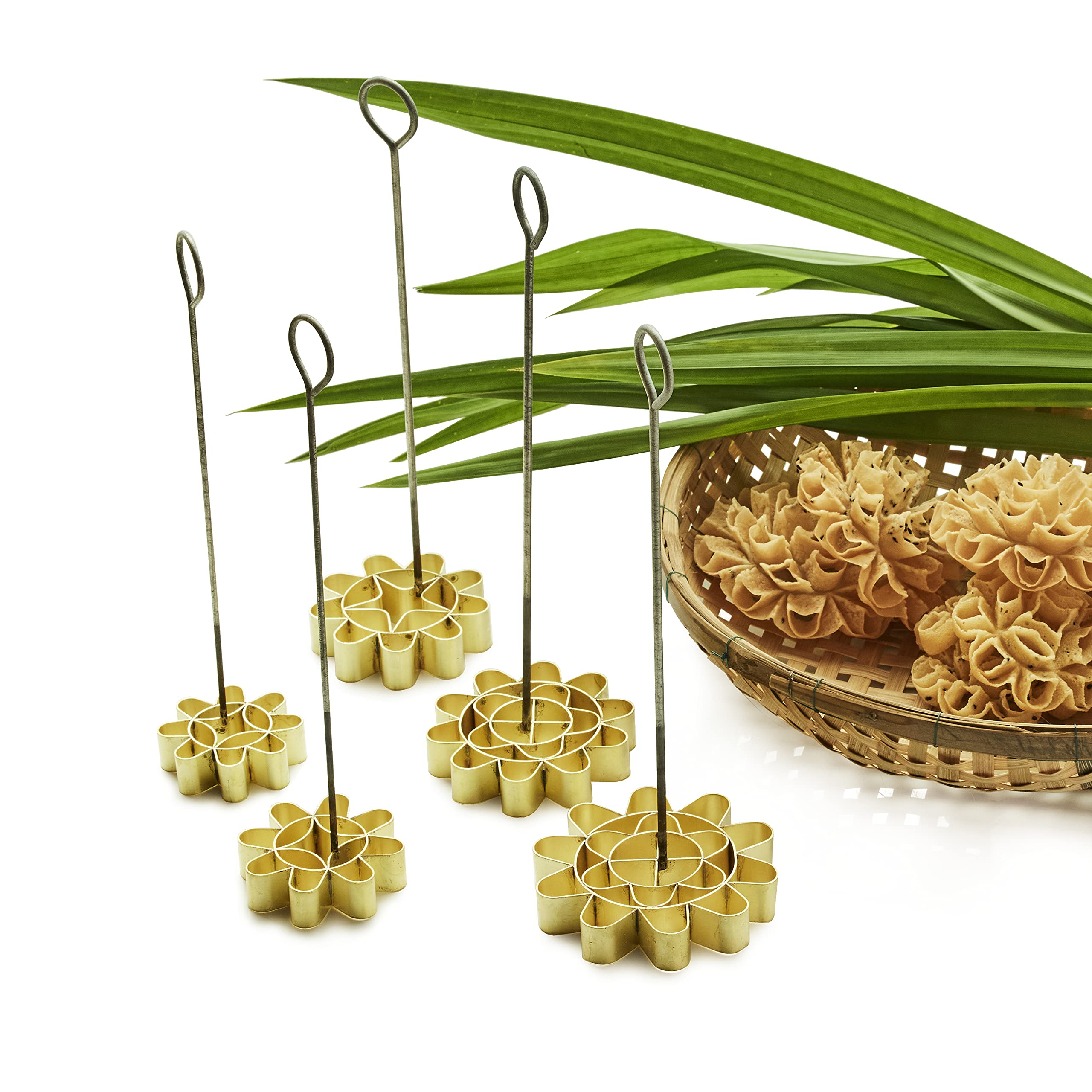 Dok Jok Brass Thai Flower Cookies Mold For Stylist Sunflower Crispy Biscuit Difference Size (8 Cm)