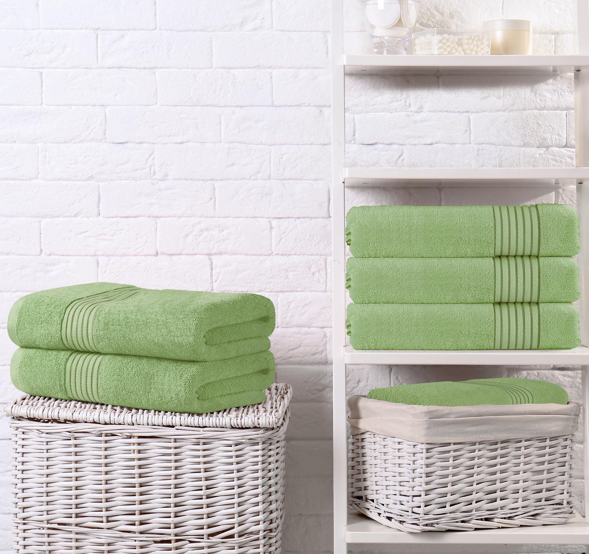 Utopia Towels 4 Piece Luxury Bath Towels Set, (27 X 54 Inches) 100% Ring Spun Cotton 600Gsm, Lightweight And Highly Absorbent Qu