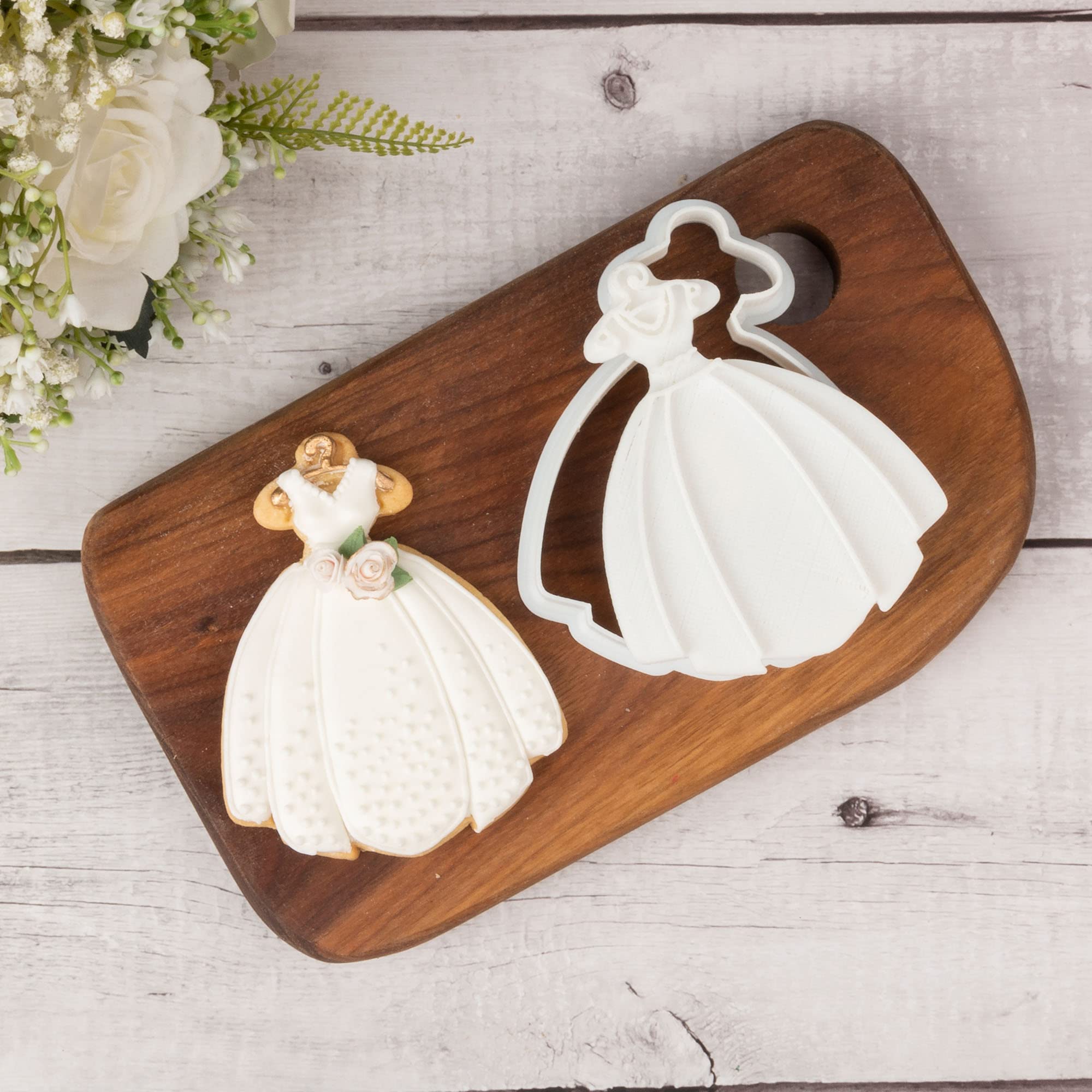 Flycalf Wedding Cookie Cutters Dress With Plunger Stamps Handle Bridesmaid Bridal Shower Holiday Pla Baking 3.5'' Cutter Molds F