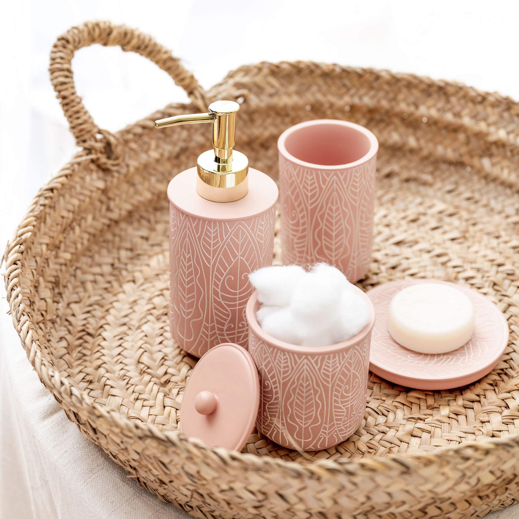 Premium Coral Pink Bathroom Accessories Set. Pink Bathroom Decor. Accesorios Para Baos. New Apartment Essentials. Pink Toothbrus