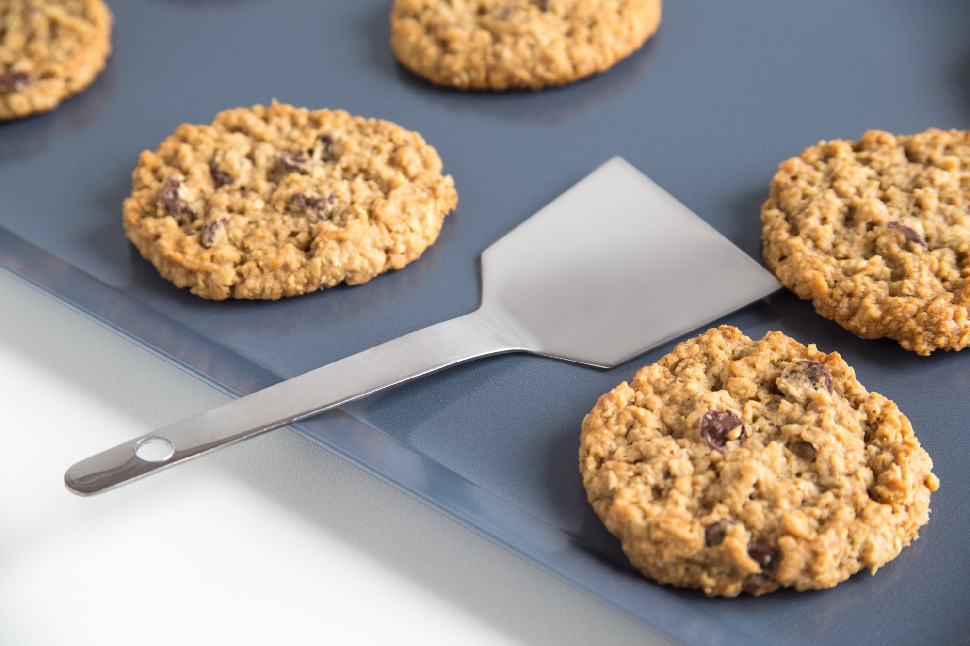 Fox Run Baking Spatula, 3'' X 7'' Cookie And Brownie, Silver