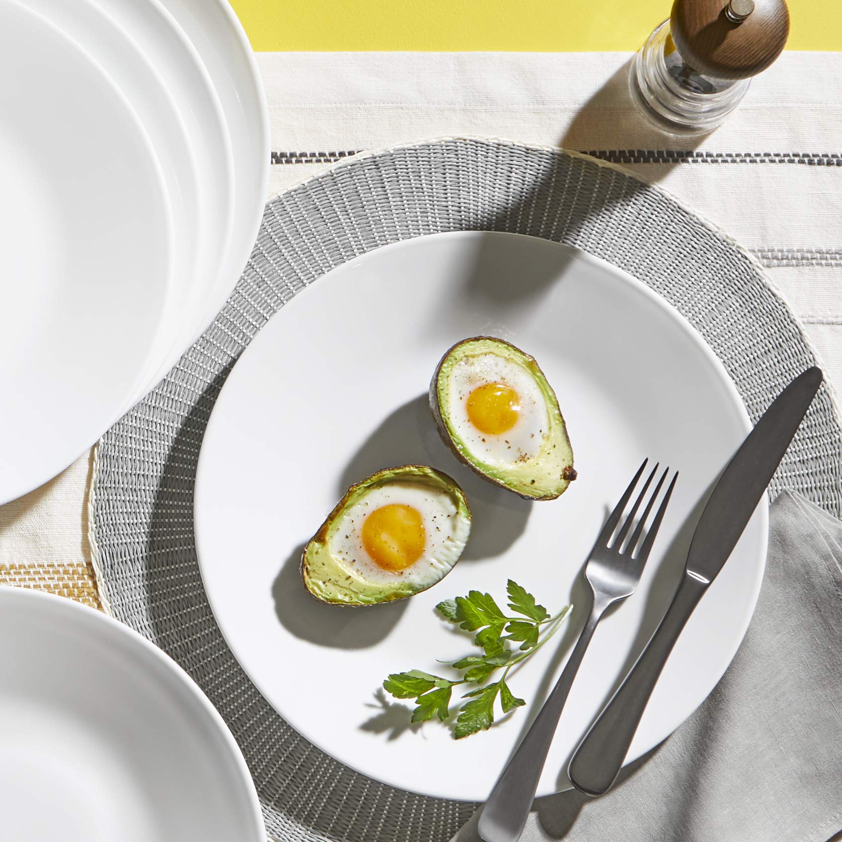 Corelle Winter Frost White Dinner Plates Set (10-1/4-Inch, 6-Piece)