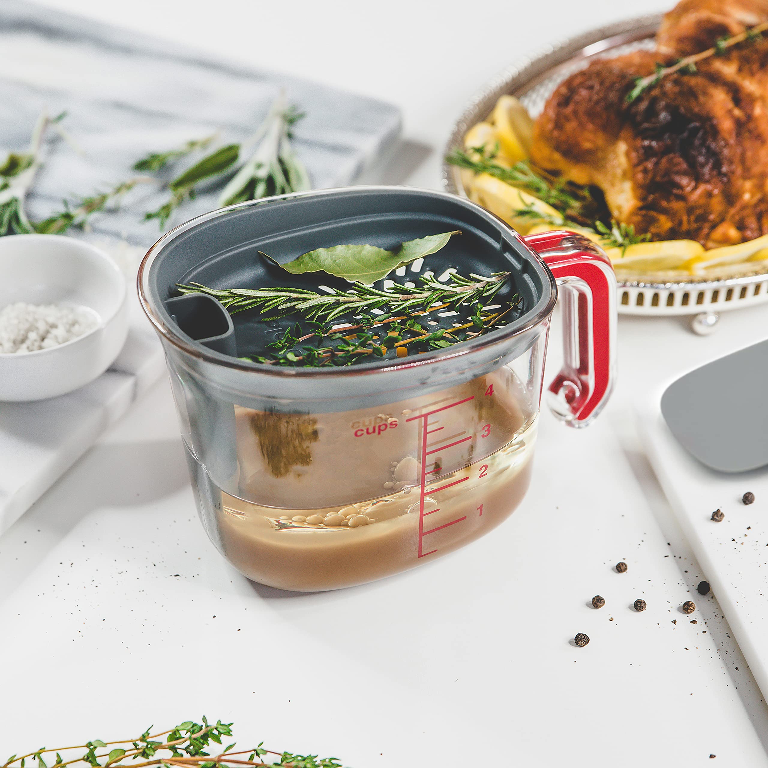Tovolo Gravy Boat Strainer Fat Seperator Cup Kitchen Gadget For Measuring, Pouring, And Other Food Or Meal Prep, 1 Ea, Clear/Cha