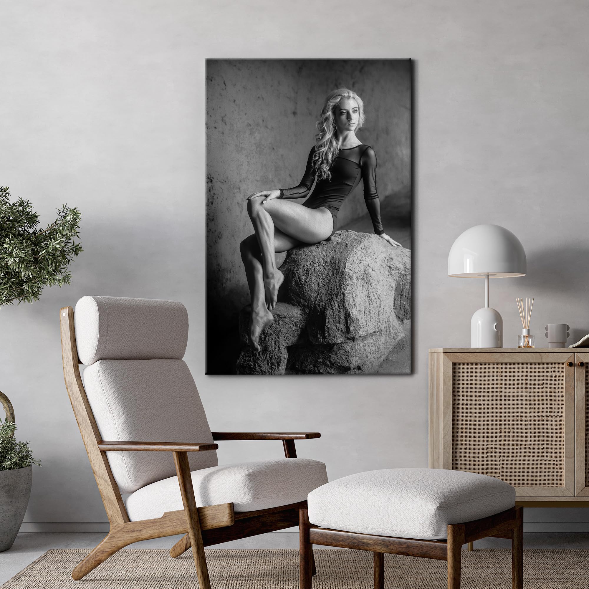 Wall26 Canvas Print Wall Art Gymnast Black & White Classic Portrait Celebrities Pop Culture Photography Realism Vintage Retro An