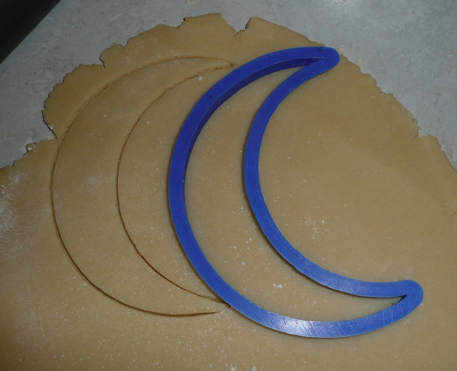 Moon Astronomy Special Occasion Cookie Cutter Made In Usa Pr250 (Large Size: 4 3/4'' X 6'' X 1/2'')