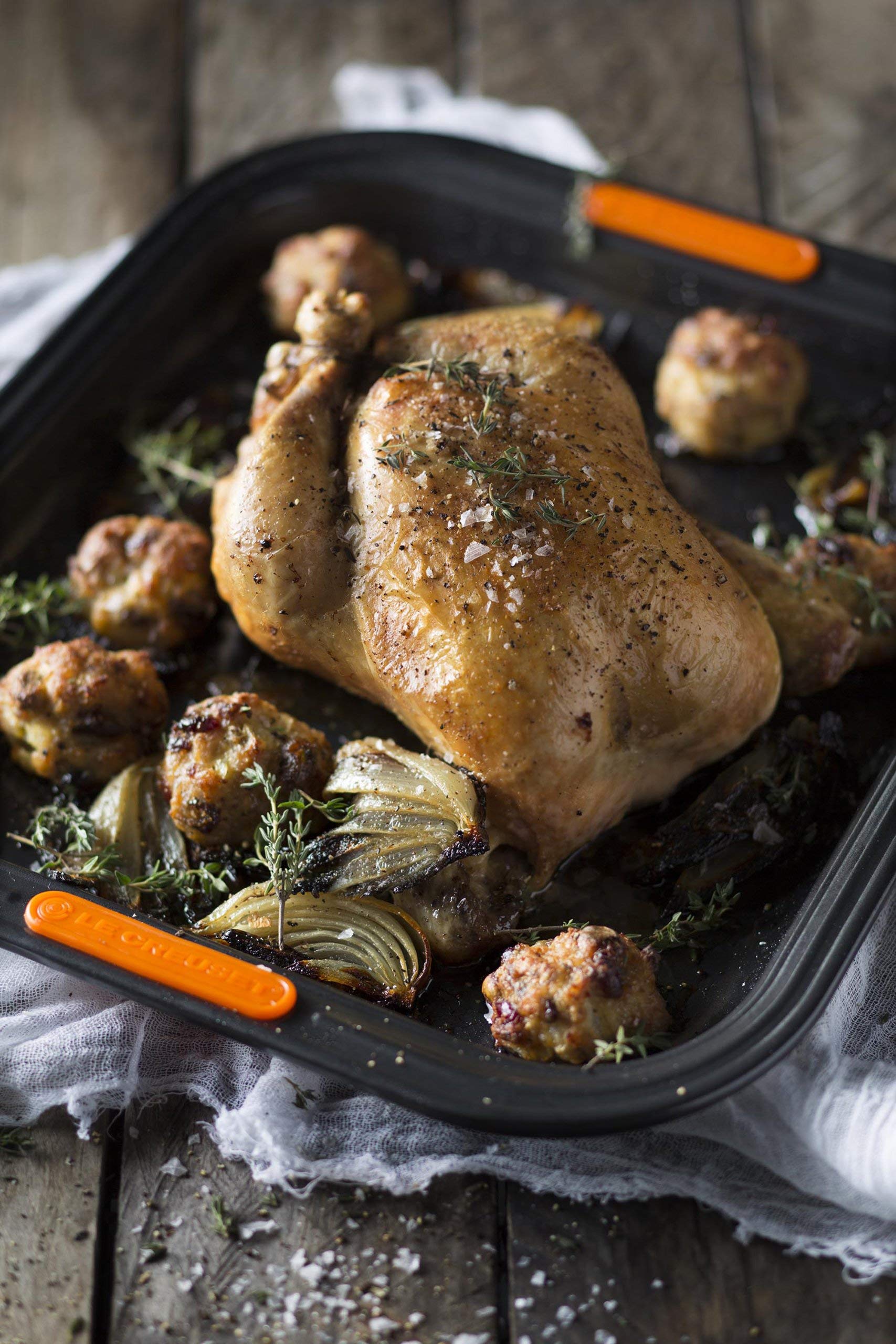 Le Creuset Toughened Non -Stick Bakeware Rectangular Roaster - 33 Cm