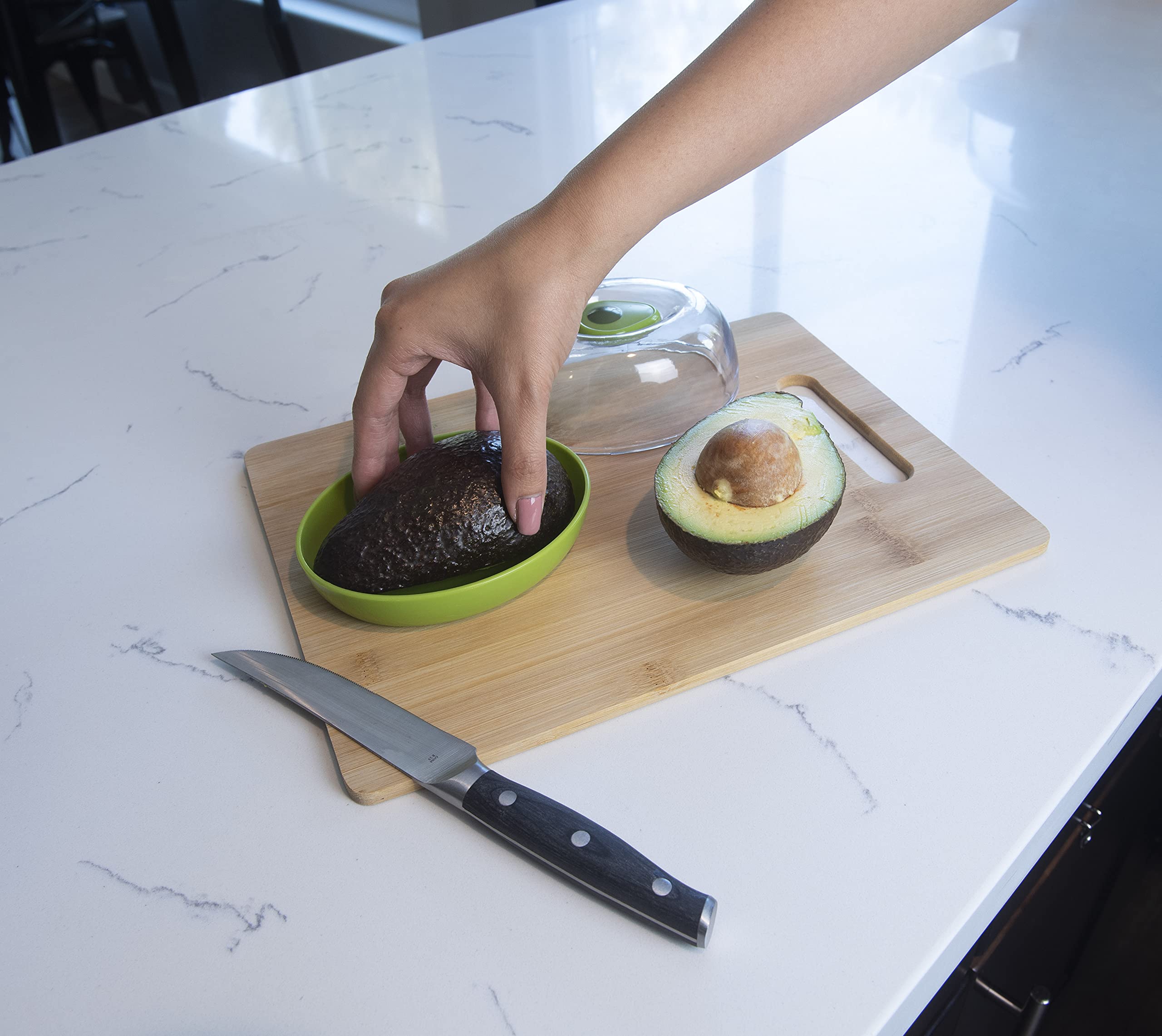 Joie Fresh Flip Avocado Saver Pod, Green Plastic Produce Saver, 13.3 x 10.8 x 7.6 cm, Model 31024, Sustainable Fridge Organizer