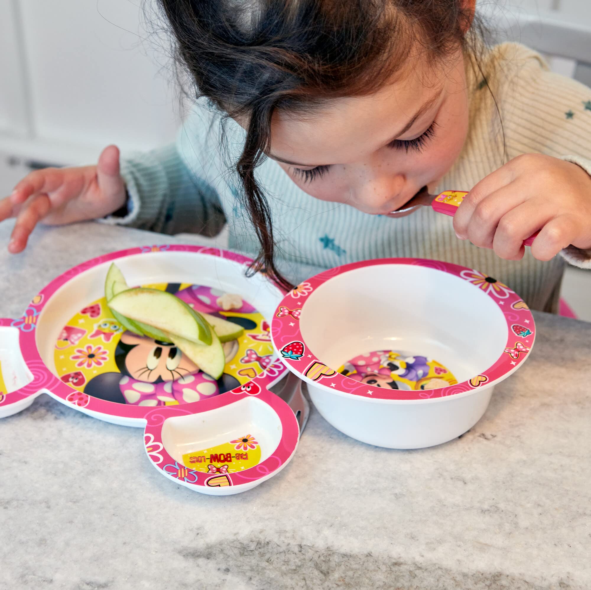 The First Years Disney Minnie Mouse Dinnerware Set - Toddler Plates and Toddler Utensils- 4 Count