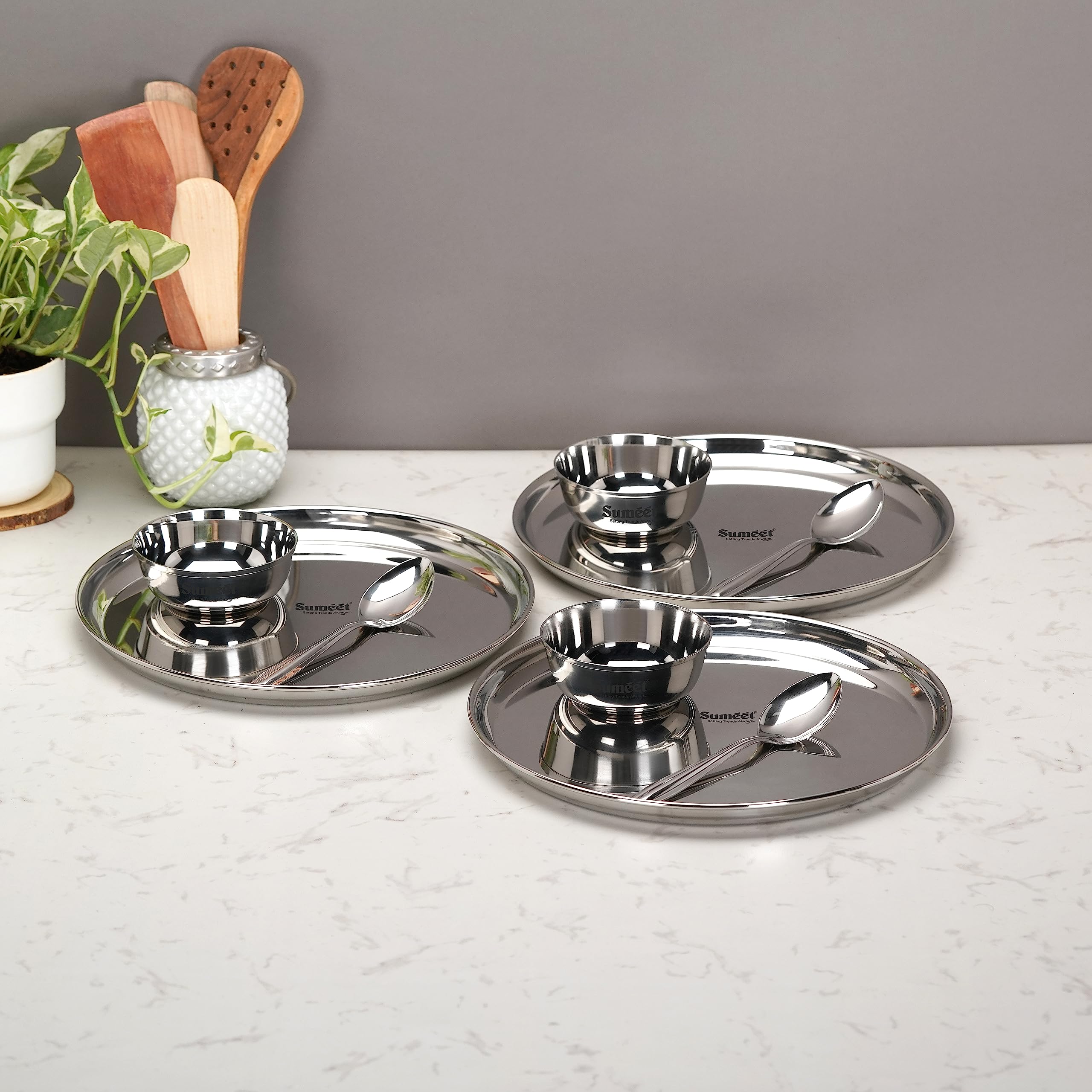 Sumeet Stainless Steel Heavy Gauge Mirror Finish Dinner Set Of 9 Pcs (3 Plate  3 Bowl Wati  3 Spoon)  Silver