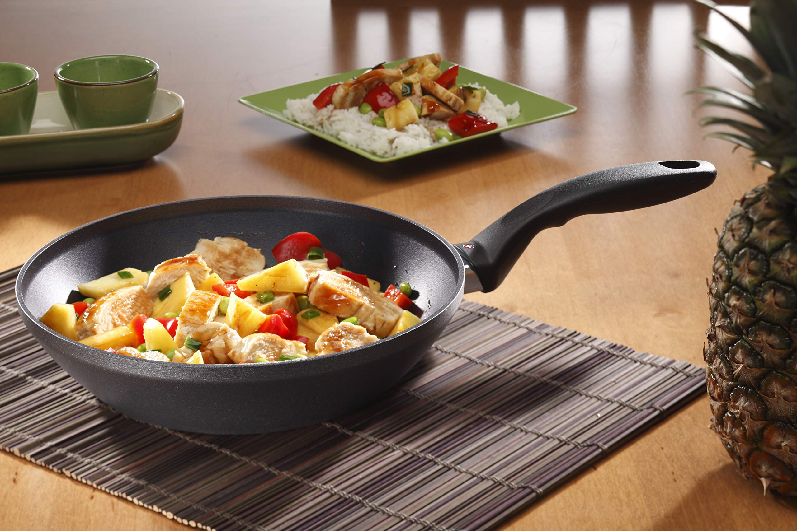 Swiss Diamond 9.5'' Stir Fry Pan Edge Nonstick Induction Diamond Coated Aluminum Stir Fry Pan, With Lid - Pfoa Free, Dishwasher/