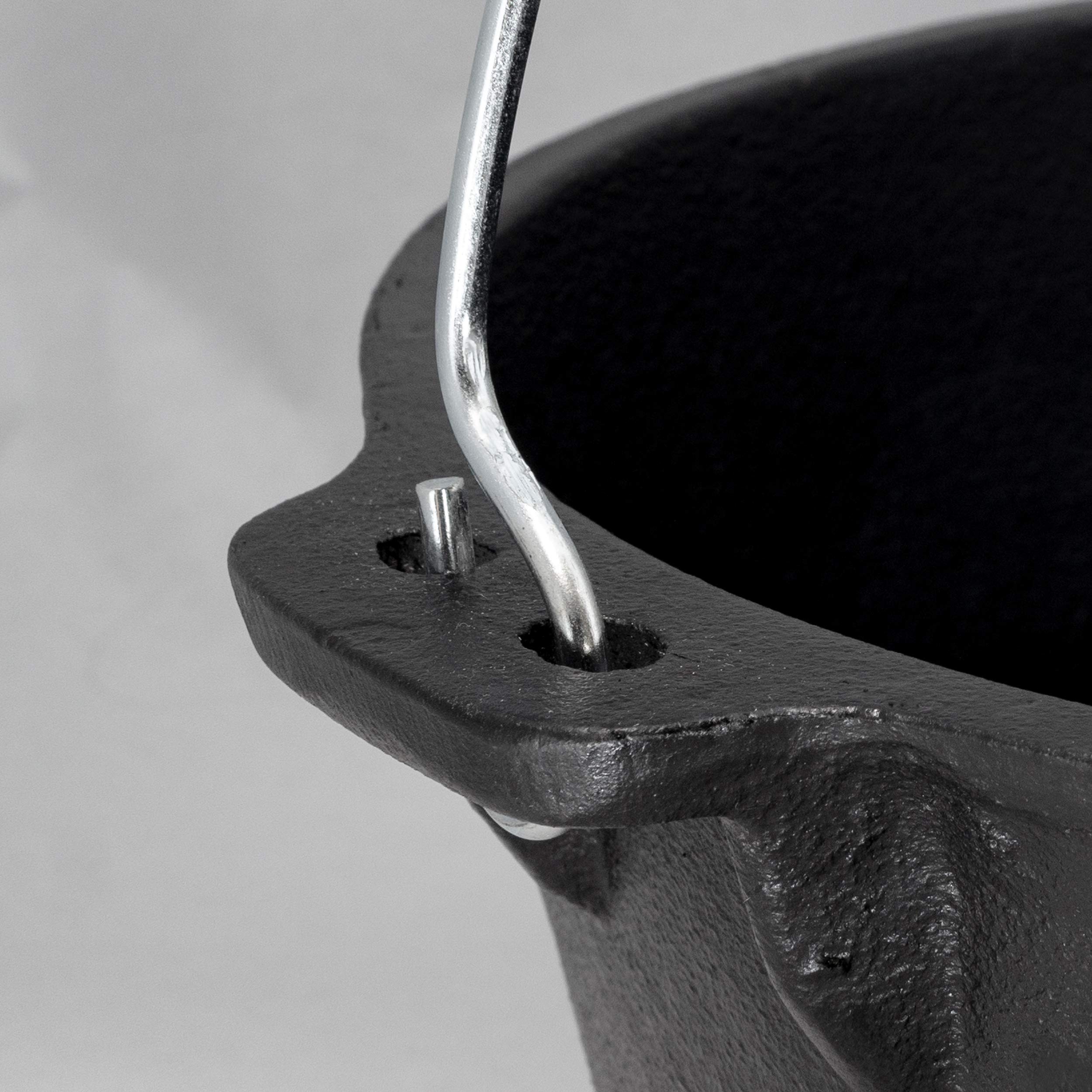 Excelsteel W/Handle & Leg Base, Oil Seasoned Cooking Pot Perfect For Outdoor Kitchen Camping Dutch Oven Camper 6 Qt Cast Iron, B