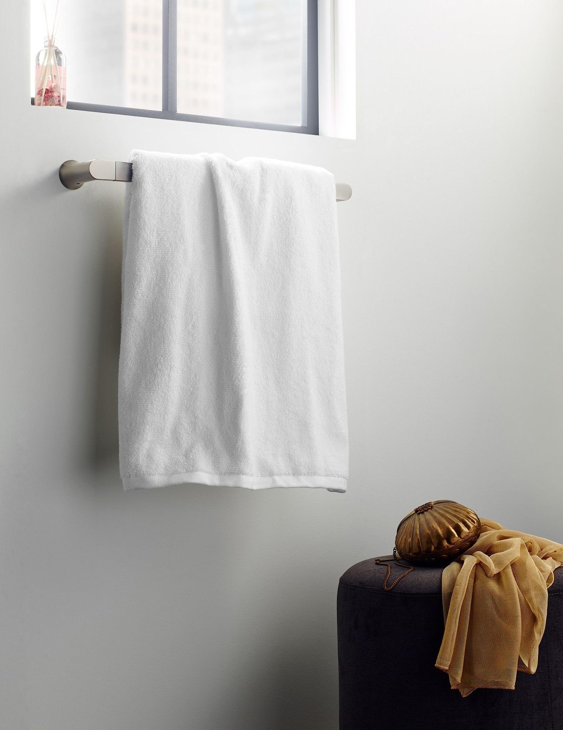 Moen Genta Brushed Nickel Modern 18-Inch -Towel Bar, Bh3818Bn