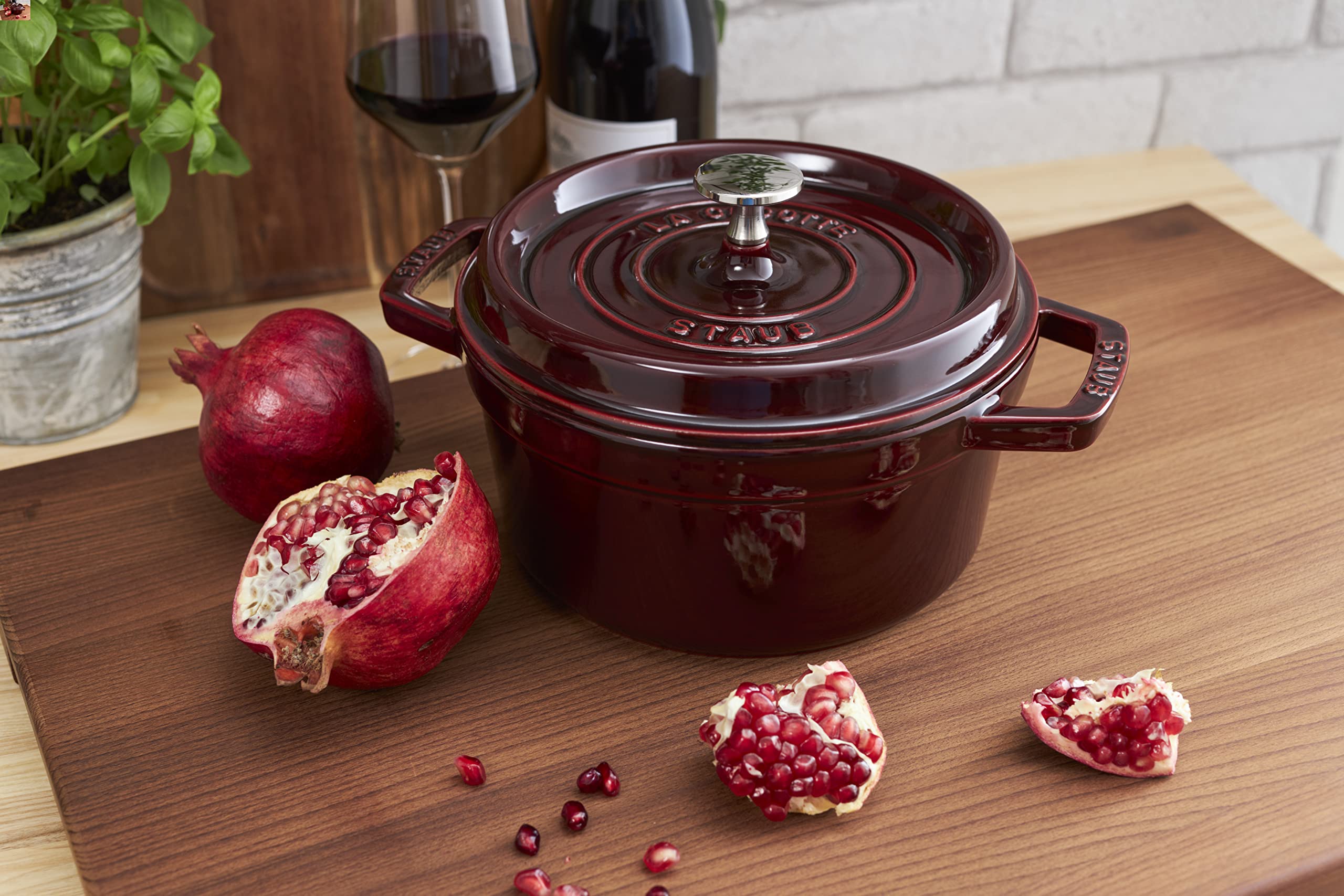 St. Andrew Press La Cocotte Round Casserole, 24Cm, Grenadine