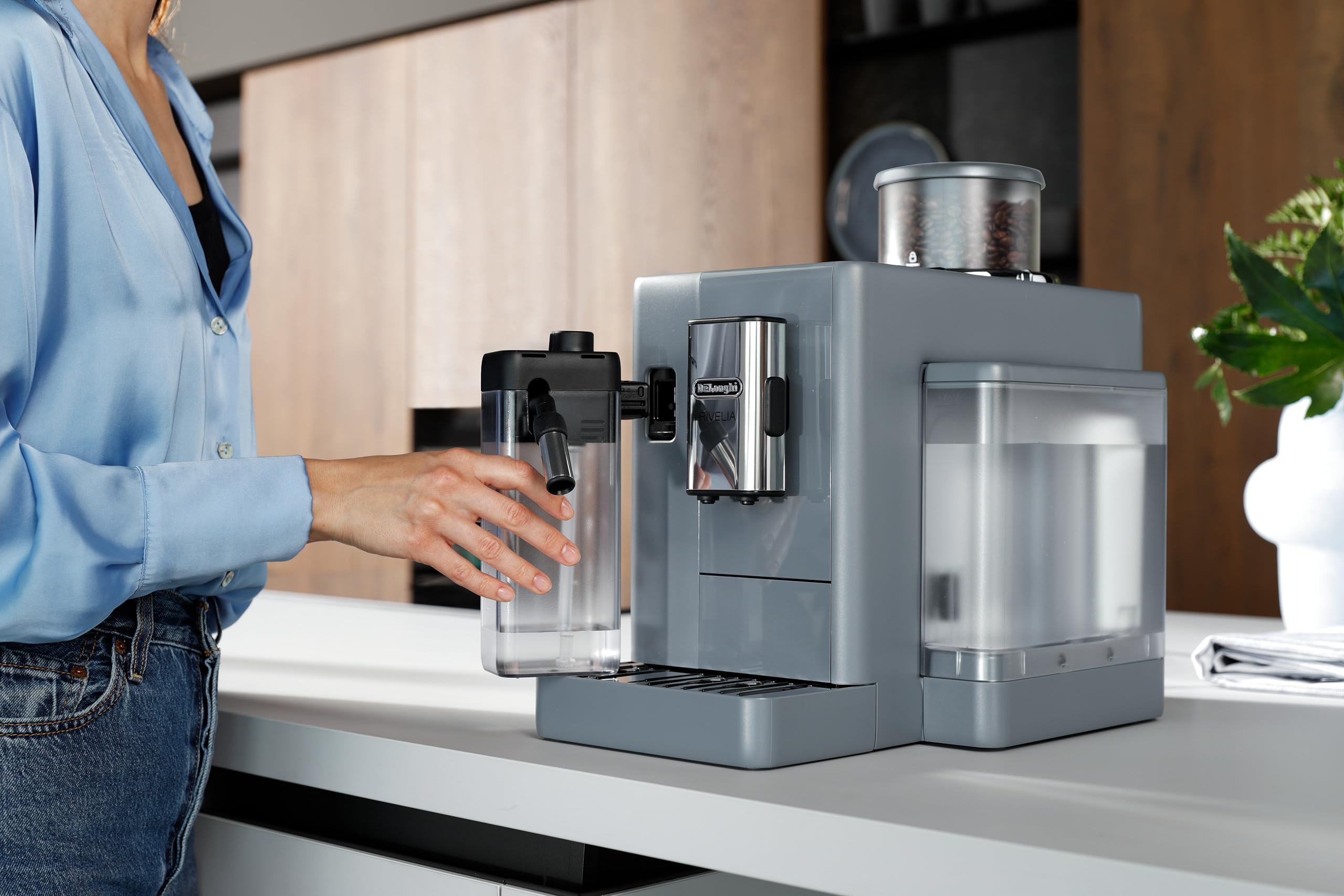 De'Longhi Universal Espresso Machine Cleaner For Frother/Steam Wand Removes Milk Residue & Buildup From Your Espresso & Cappucci