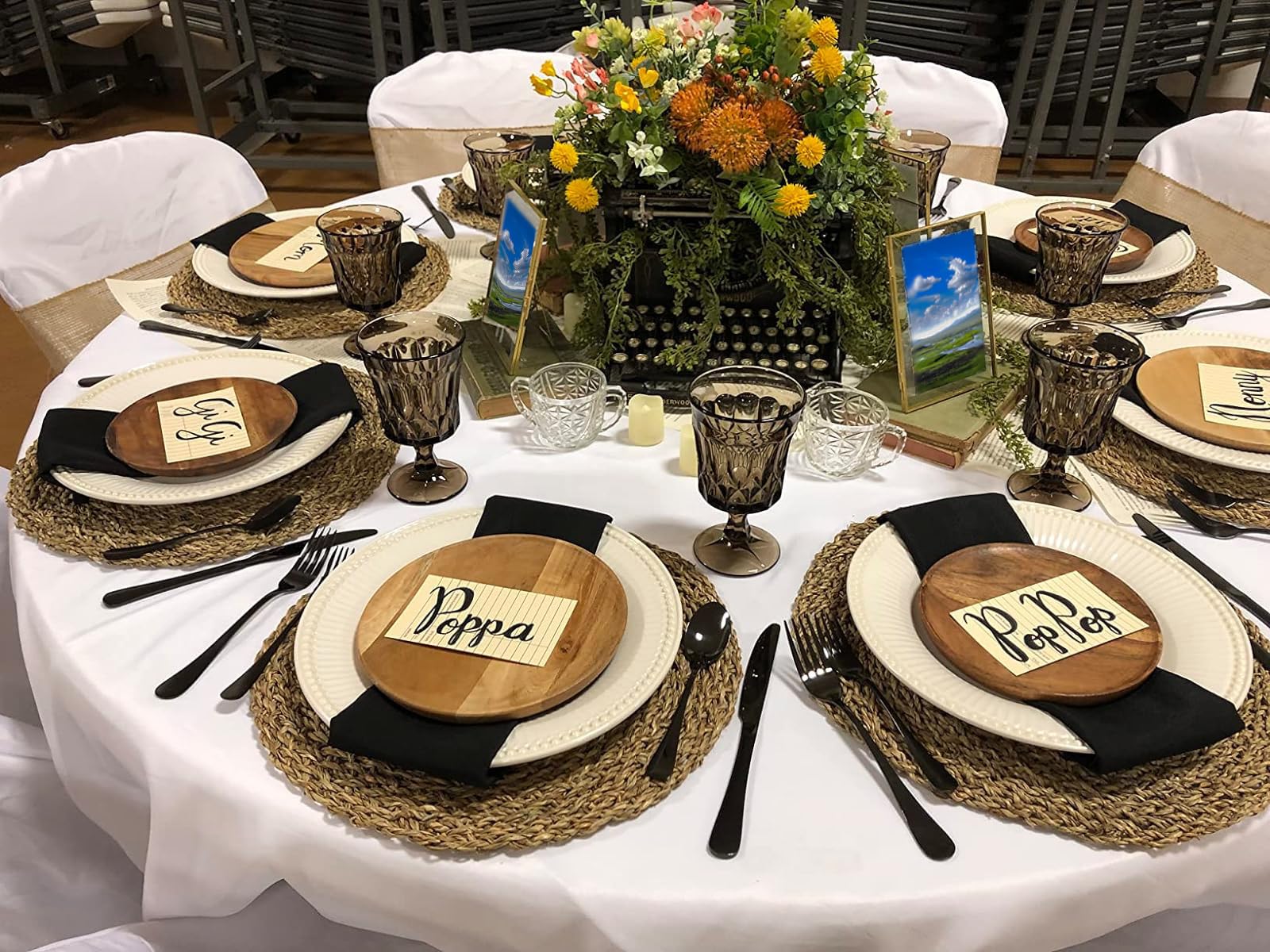 Ploymono Black Heavy Duty Cloth Napkins - 17 X 17 Inch Solid Washable Polyester Dinner Napkins - Set Of 8 Napkins With Hemmed Ed