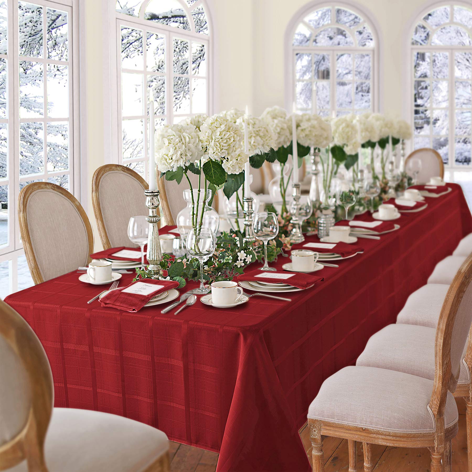 Newbridge Elegance Plaid Christmas Fabric Napkin Set, 100% Polyester, No Iron, Soil Resistant Holiday Napkins, Set Of 4 Fabric N