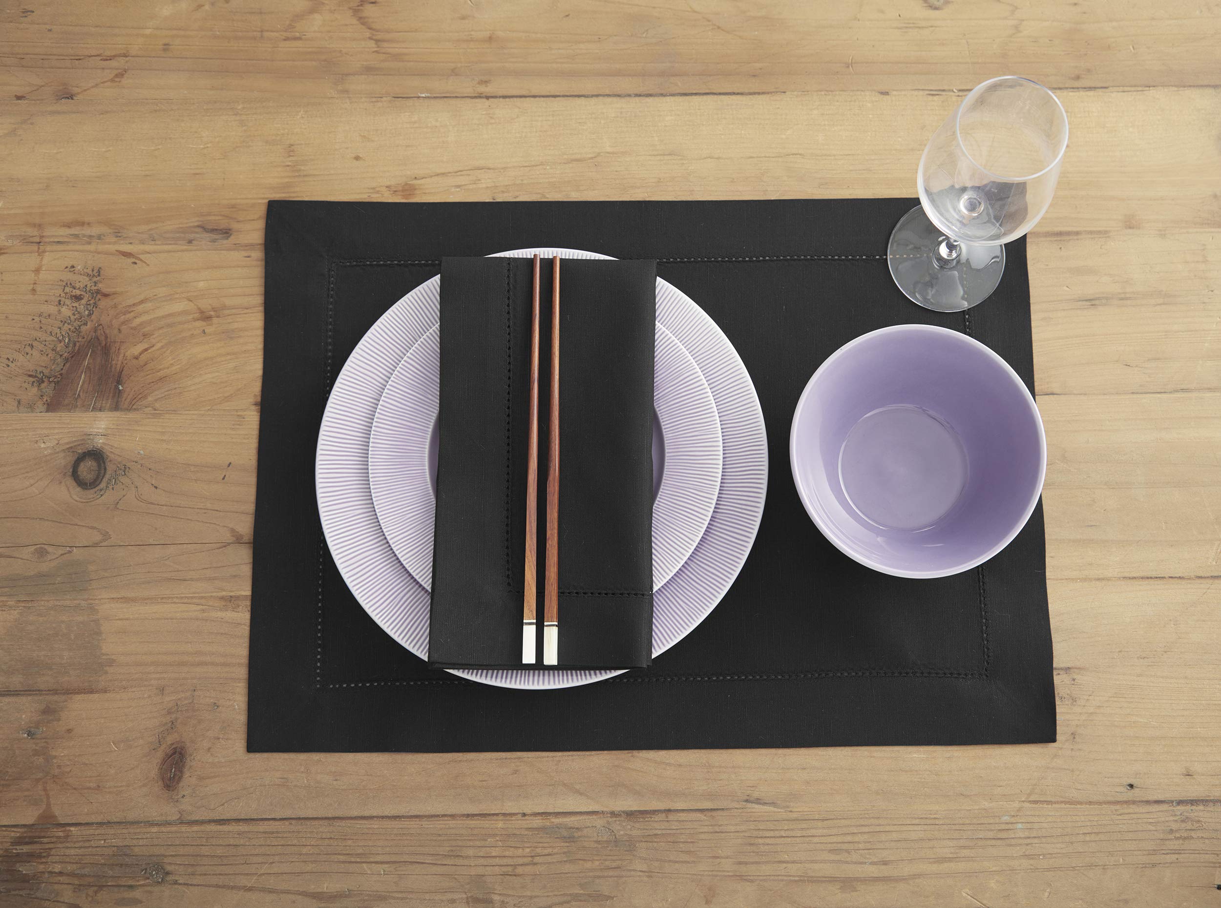 Solino Home Dinner Napkins 20 X 20 Inch - Cotton Linen Hemstitch Black Cloth Napkins Set Of 4 For Spring, Easter - Handcrafted A