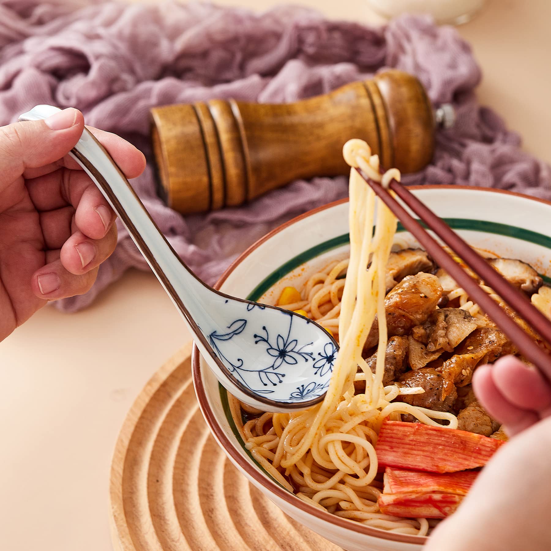 Hoilse Ceramic Soup Spoons, Asian Soup Spoon Japanese Ramen Spoons,Long Handle Perfect Depth Spoon Set For Soup Dumpling, Pho, N