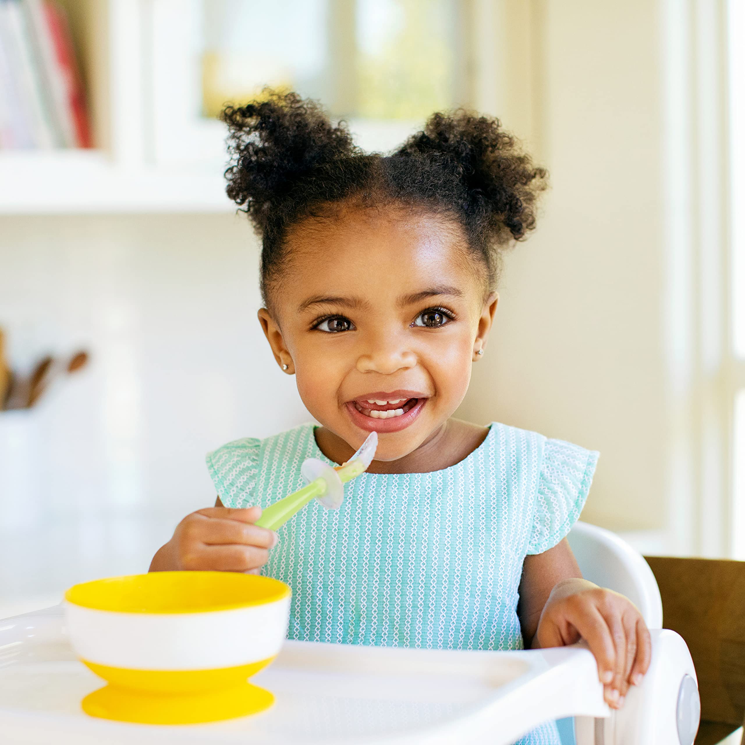 Munchkin Silicone Scoop Trainer Spoons With Choke Guard For Baby Led Weaning, 4 Count, Blue/Green