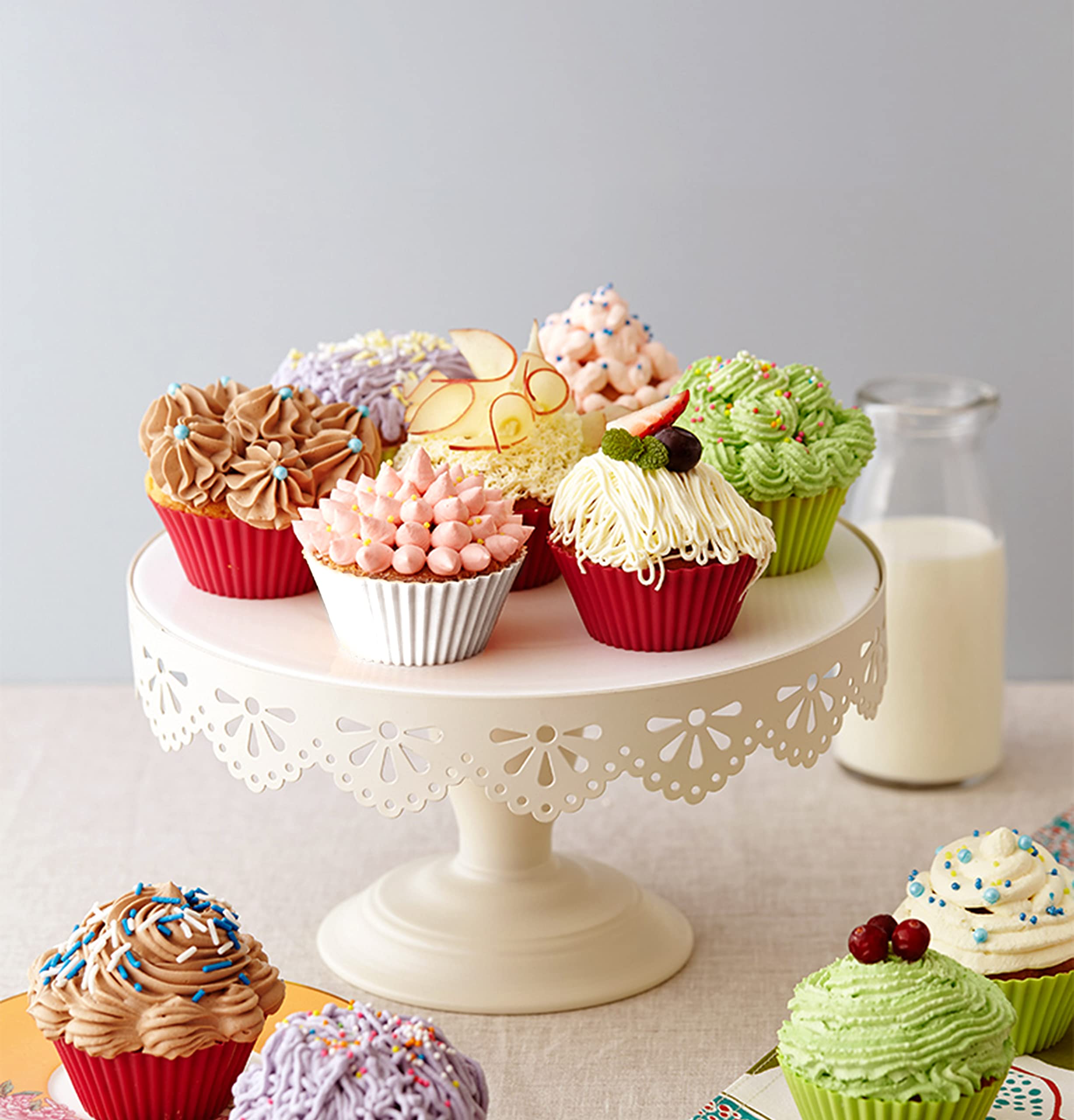 Silicone Cupcake Baking Cups - 24 Pieces Reusable, Muffin Liners, White, Red And Green, Bpa Free, Dishwasher Safe Myfurtive Baki