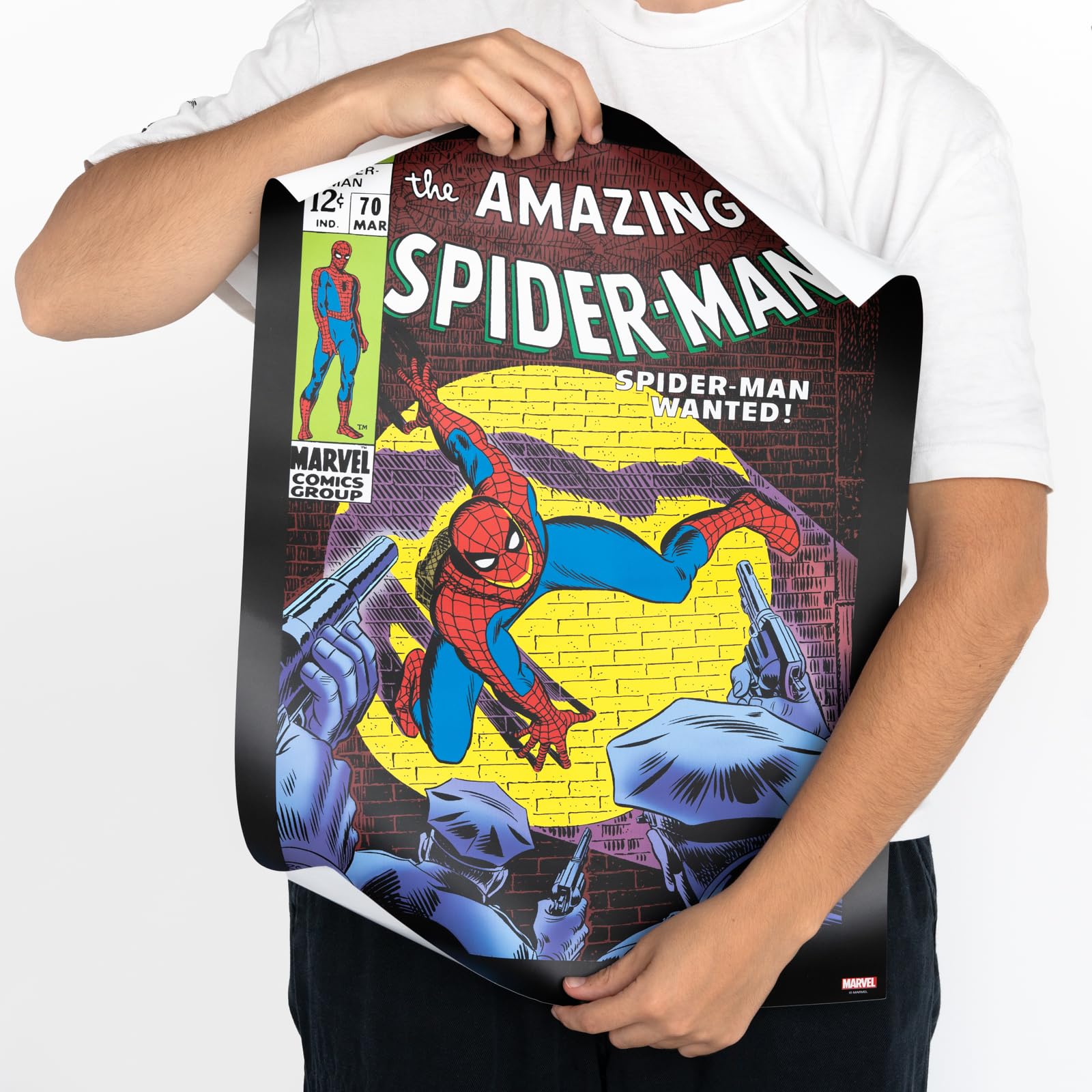 Grupo Erik Poster - Marvel Spider-Man - Set Of 2 Mini Posters 15 X 20.5 Inches / 38 X 52 Cm - Art Poster Shipped Rolled Up In A