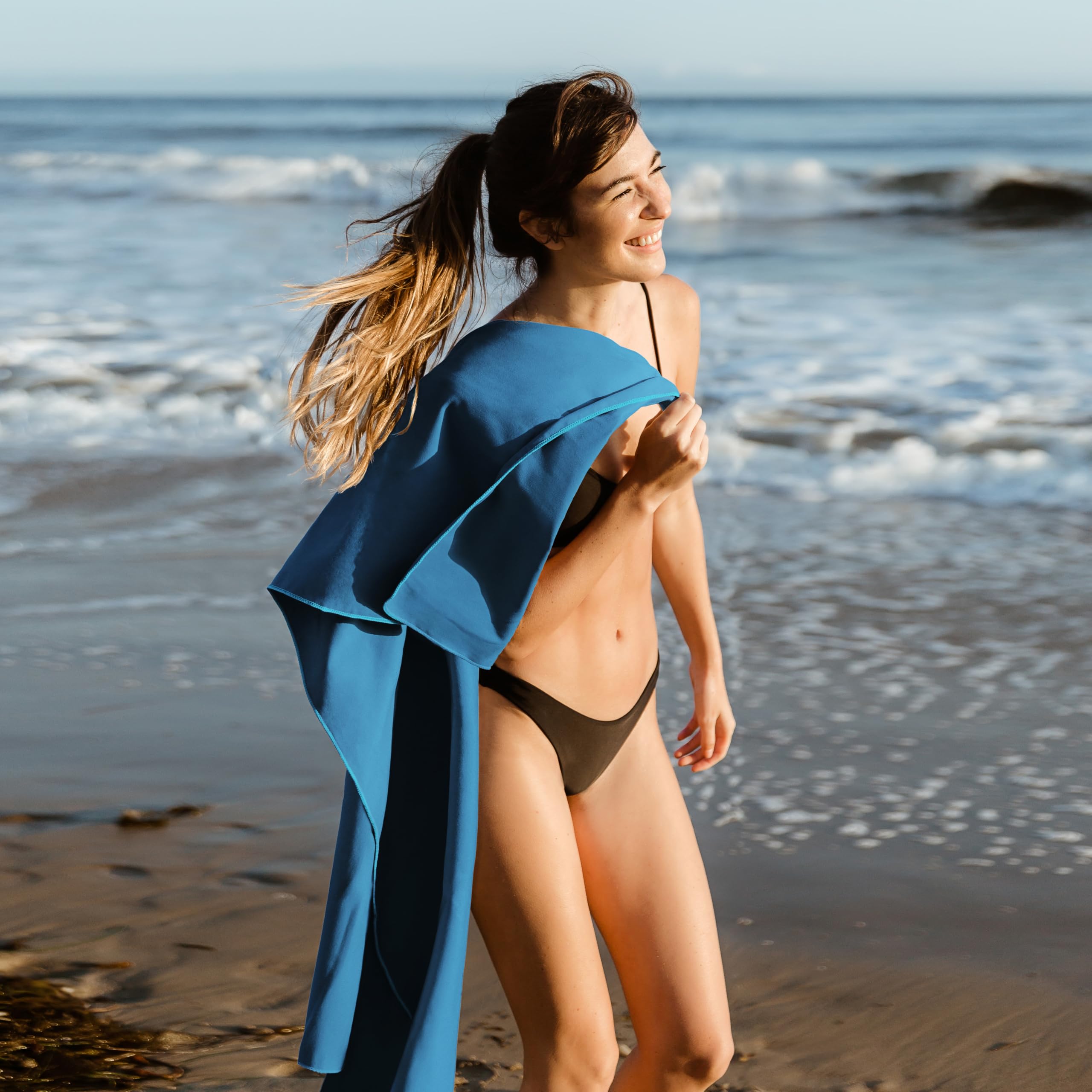Hero Travel Supply Microfiber Large Beach Towel Compact For Travel (Blue, 40'' X 72'')