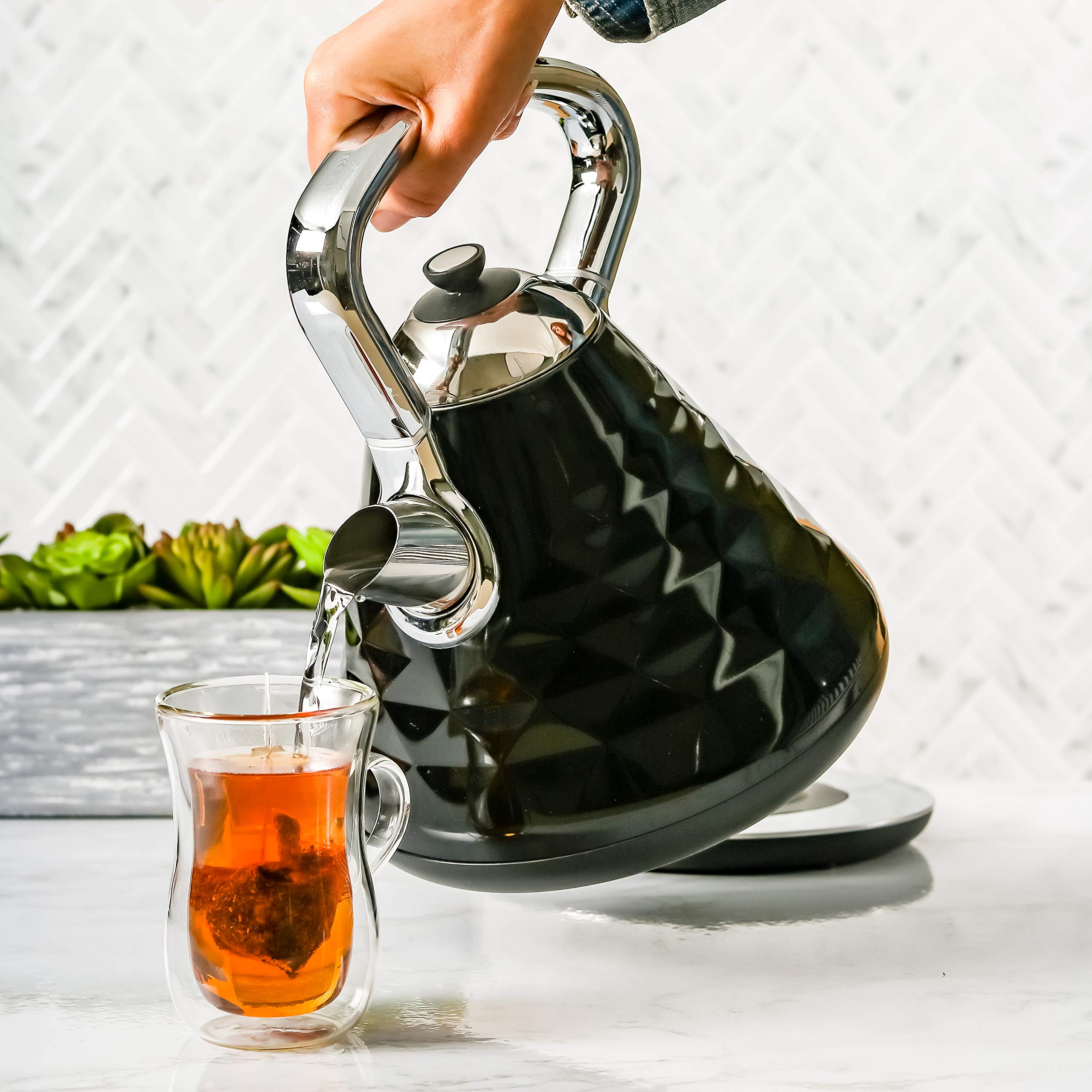 Ovente Electric Kettle Hot Water Boiler Stainless Steel 1.7 L Automatic Shut-Off 1500W Cleo Collection Cool Touch Handle Portabl