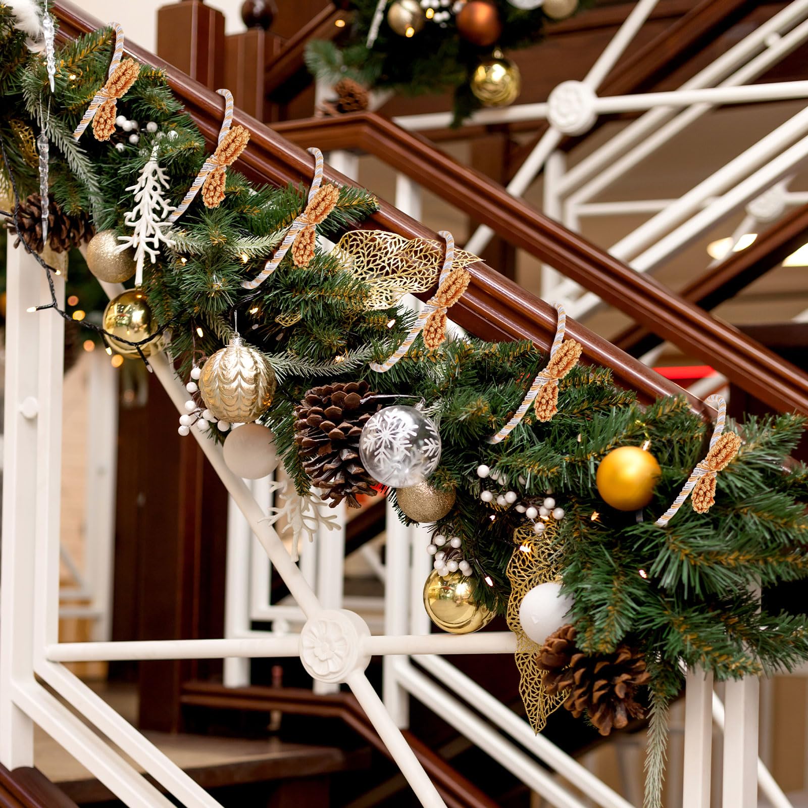 Zhengmy 8 Pcs 20 Inches Christmas Garland Ties Christmas Decorative Twist Ties for Banister Reusable and Flexible Twist for Xmas